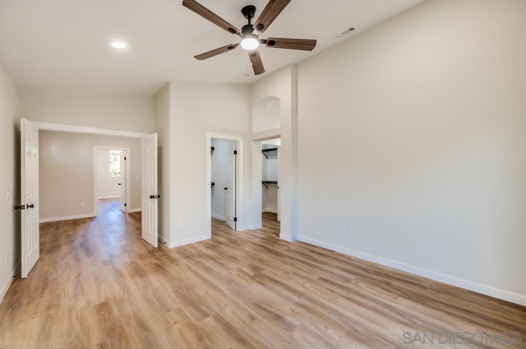 Detail Gallery Image 21 of 29 For 16150  Avenida Venusto  #1,  San Diego,  CA 92128 - 3 Beds | 3 Baths