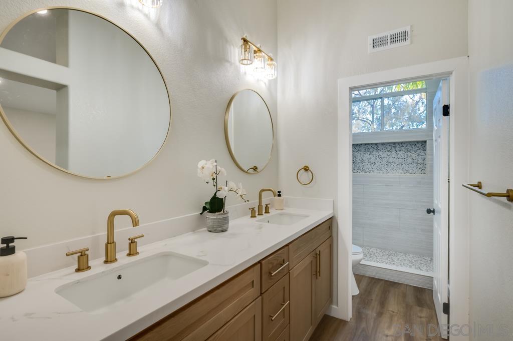 Detail Gallery Image 22 of 29 For 16150  Avenida Venusto  #1,  San Diego,  CA 92128 - 3 Beds | 3 Baths