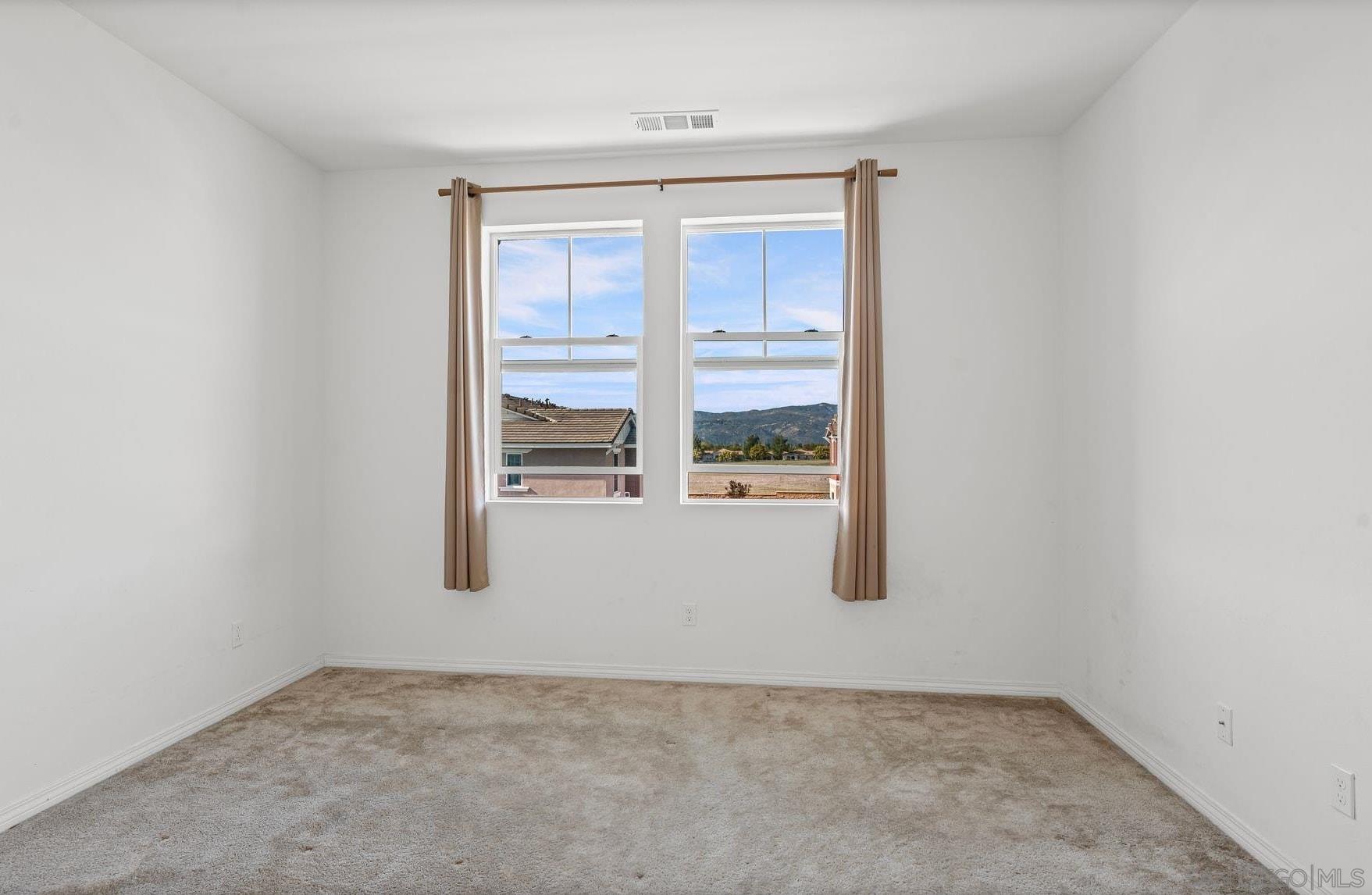 Detail Gallery Image 12 of 32 For 36351  Elizabeth Ln, Unit 10103, Wildomar,  CA 92595 - 4 Beds | 2/1 Baths