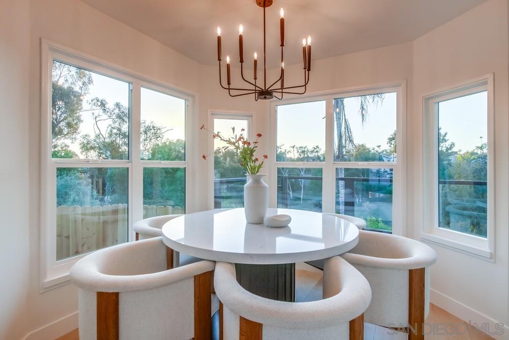 Detail Gallery Image 5 of 42 For 1750  Washington Pl, San Diego,  CA 92103 - 3 Beds | 2 Baths