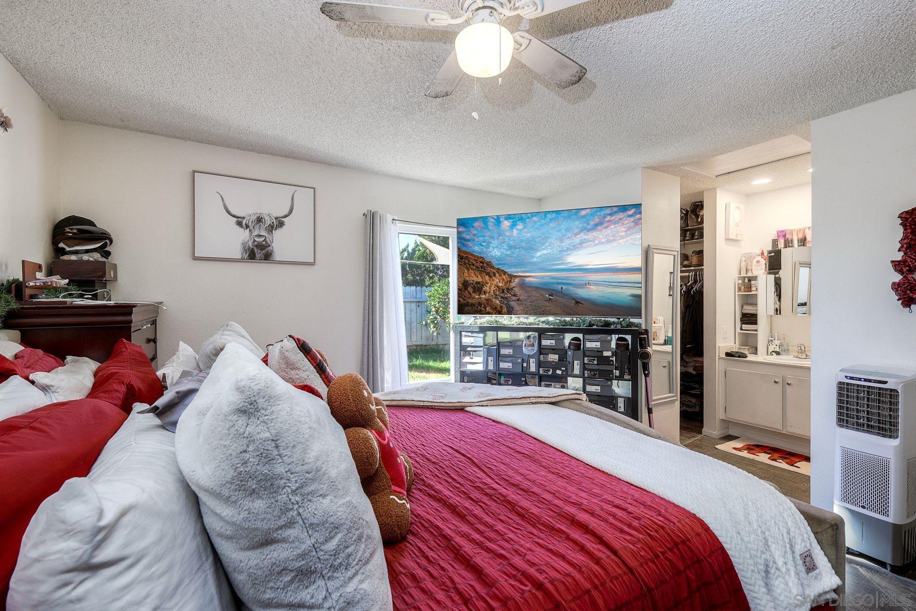 Detail Gallery Image 16 of 30 For 1302  Valencia, Chula Vista,  CA 91910 - 4 Beds | 2 Baths