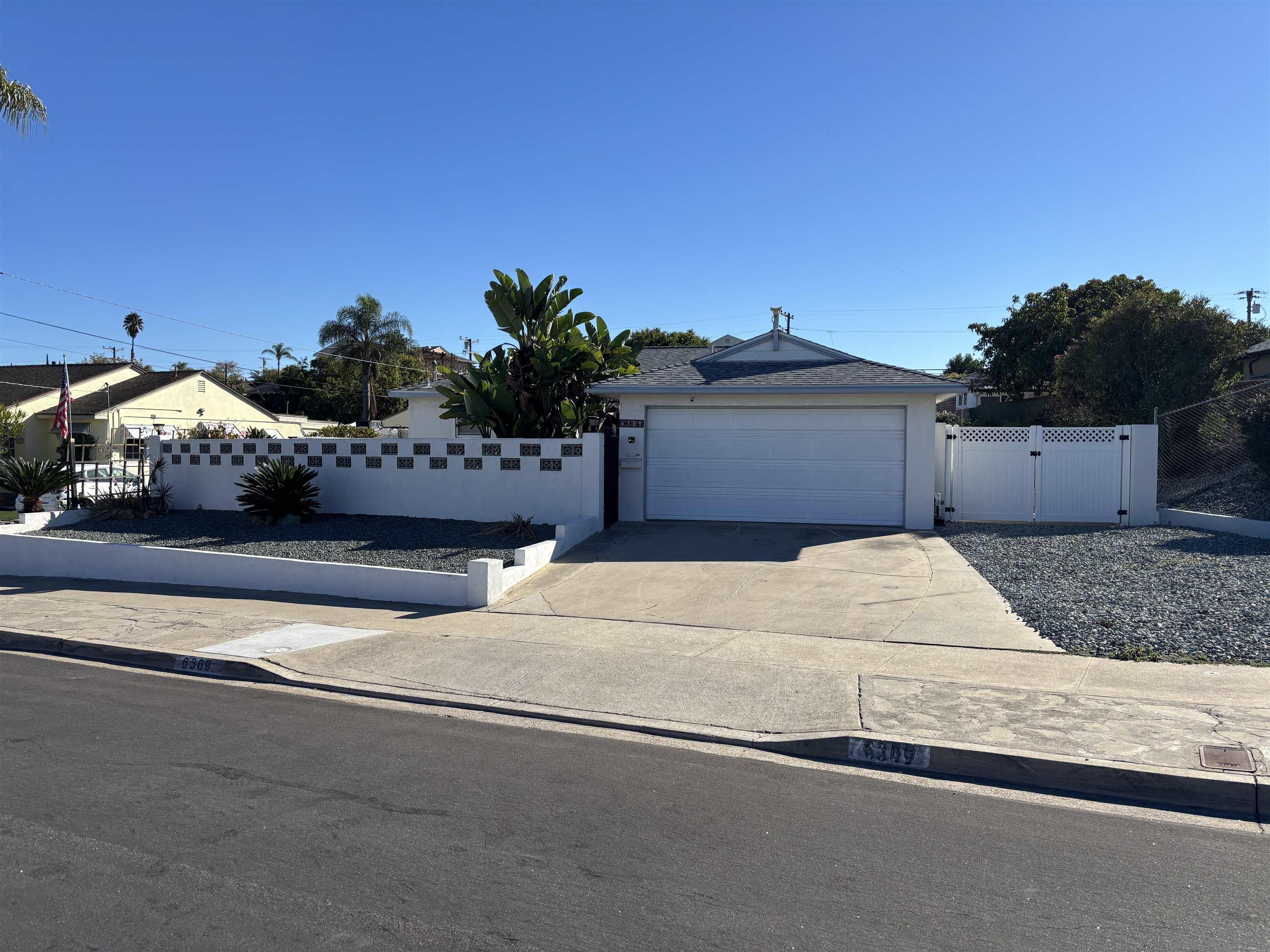 Front Image Thumbnail for SD250044809