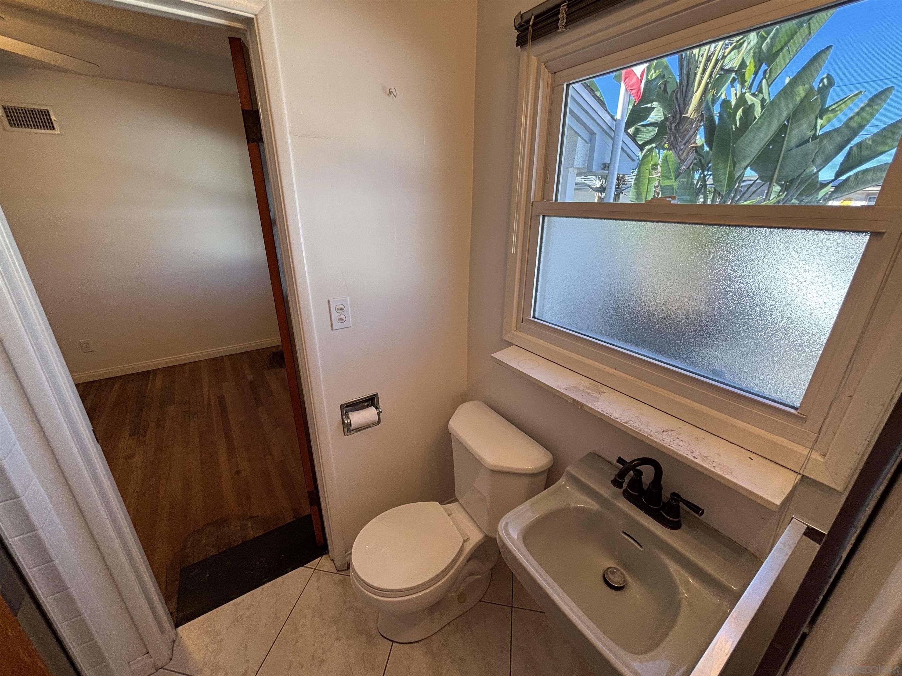 Detail Gallery Image 11 of 45 For 6369  Clara Lee Ave, San Diego,  CA 92120 - 3 Beds | 2 Baths