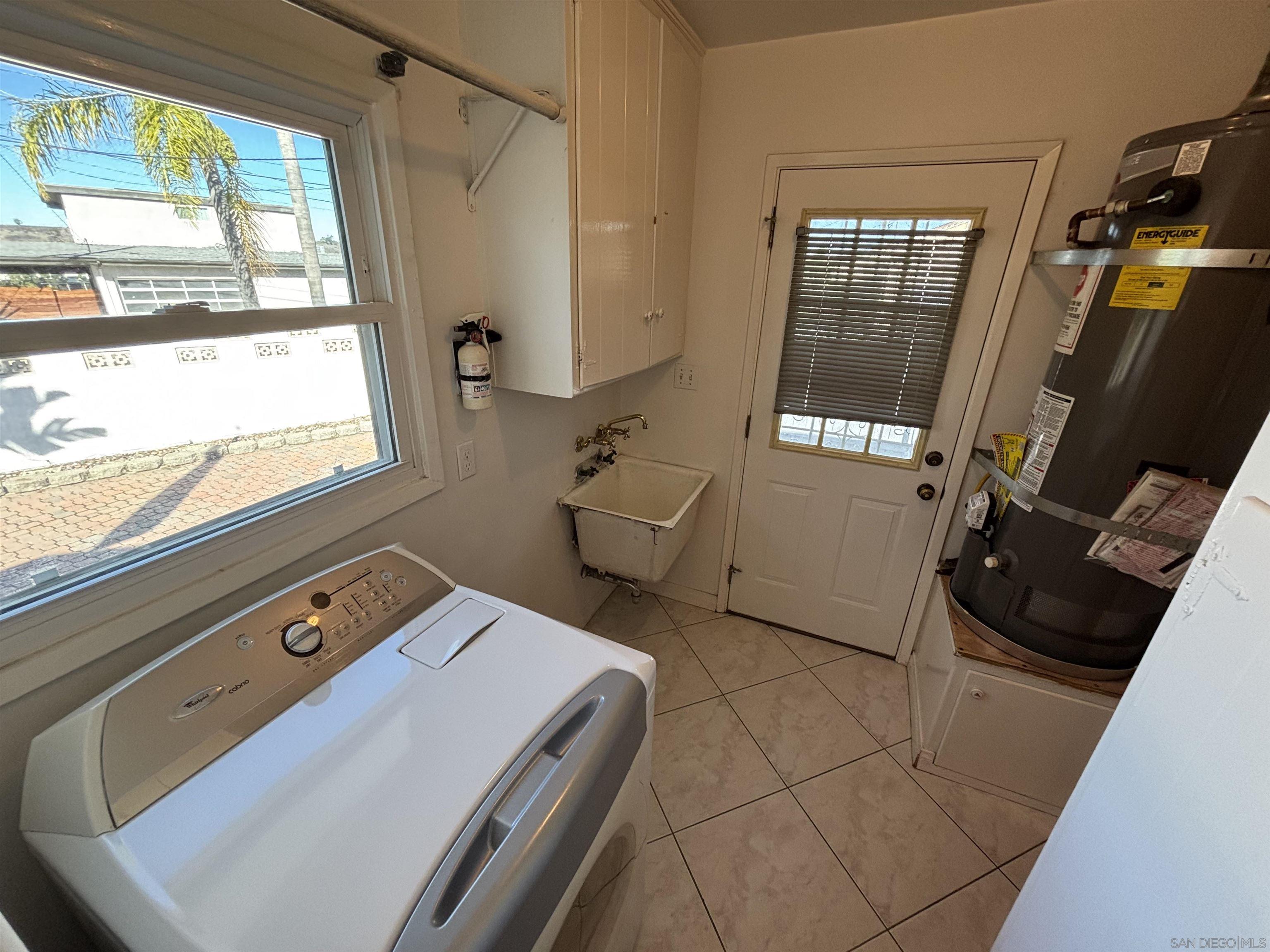 Detail Gallery Image 12 of 45 For 6369  Clara Lee Ave, San Diego,  CA 92120 - 3 Beds | 2 Baths