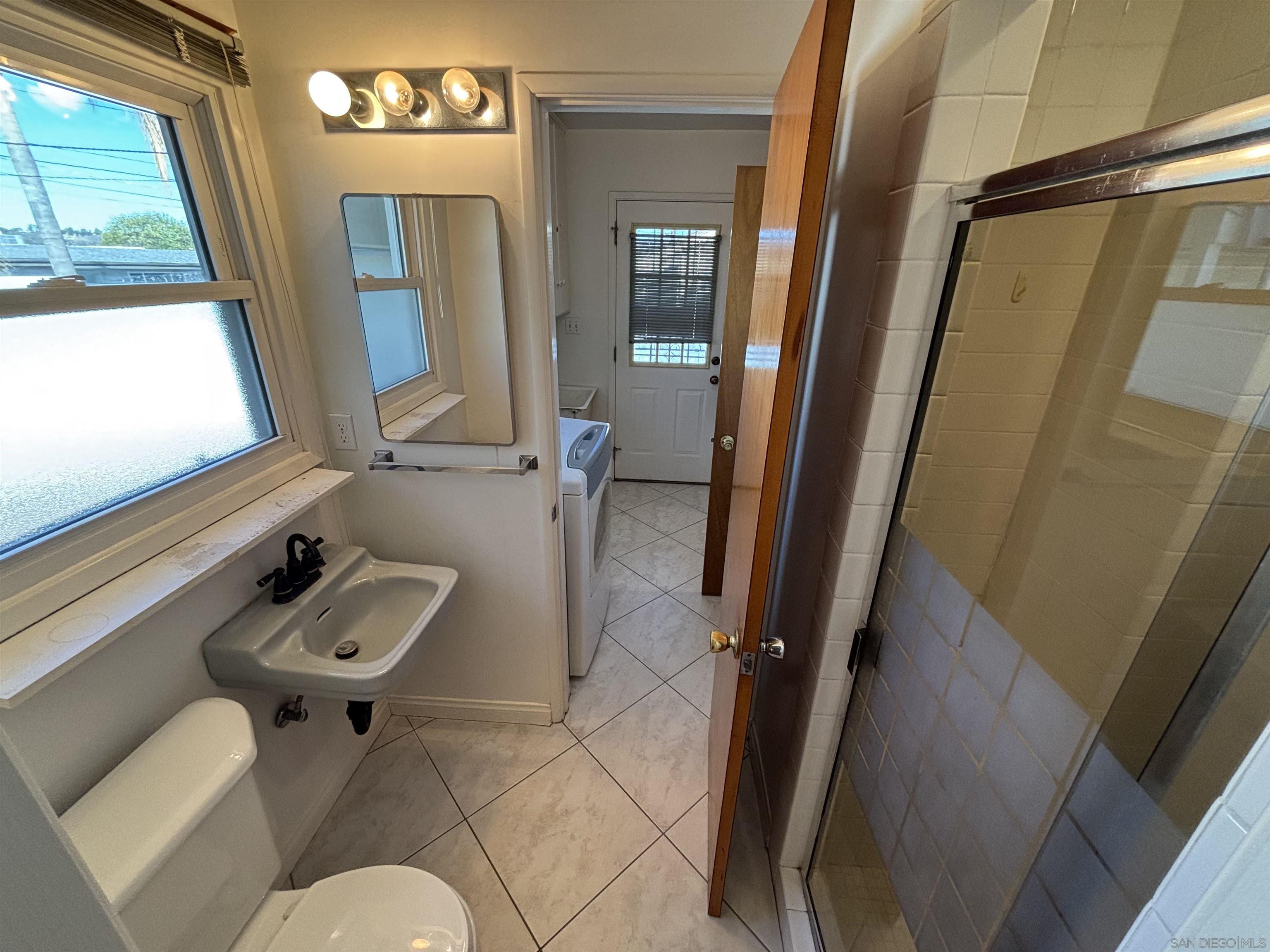 Detail Gallery Image 14 of 45 For 6369  Clara Lee Ave, San Diego,  CA 92120 - 3 Beds | 2 Baths