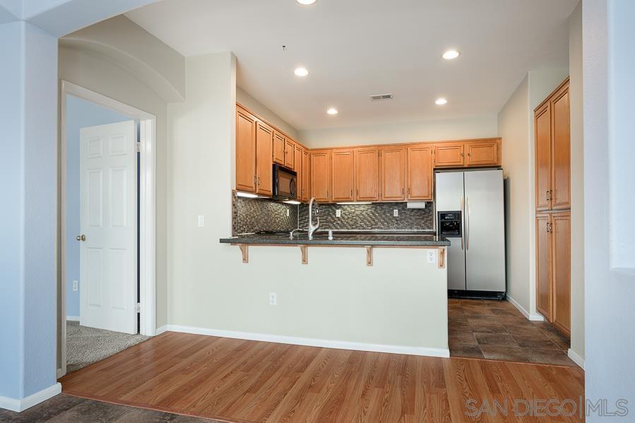Detail Gallery Image 9 of 30 For 1425  Caminito Borrego  #6,  Chula Vista,  CA 91913 - 2 Beds | 2 Baths