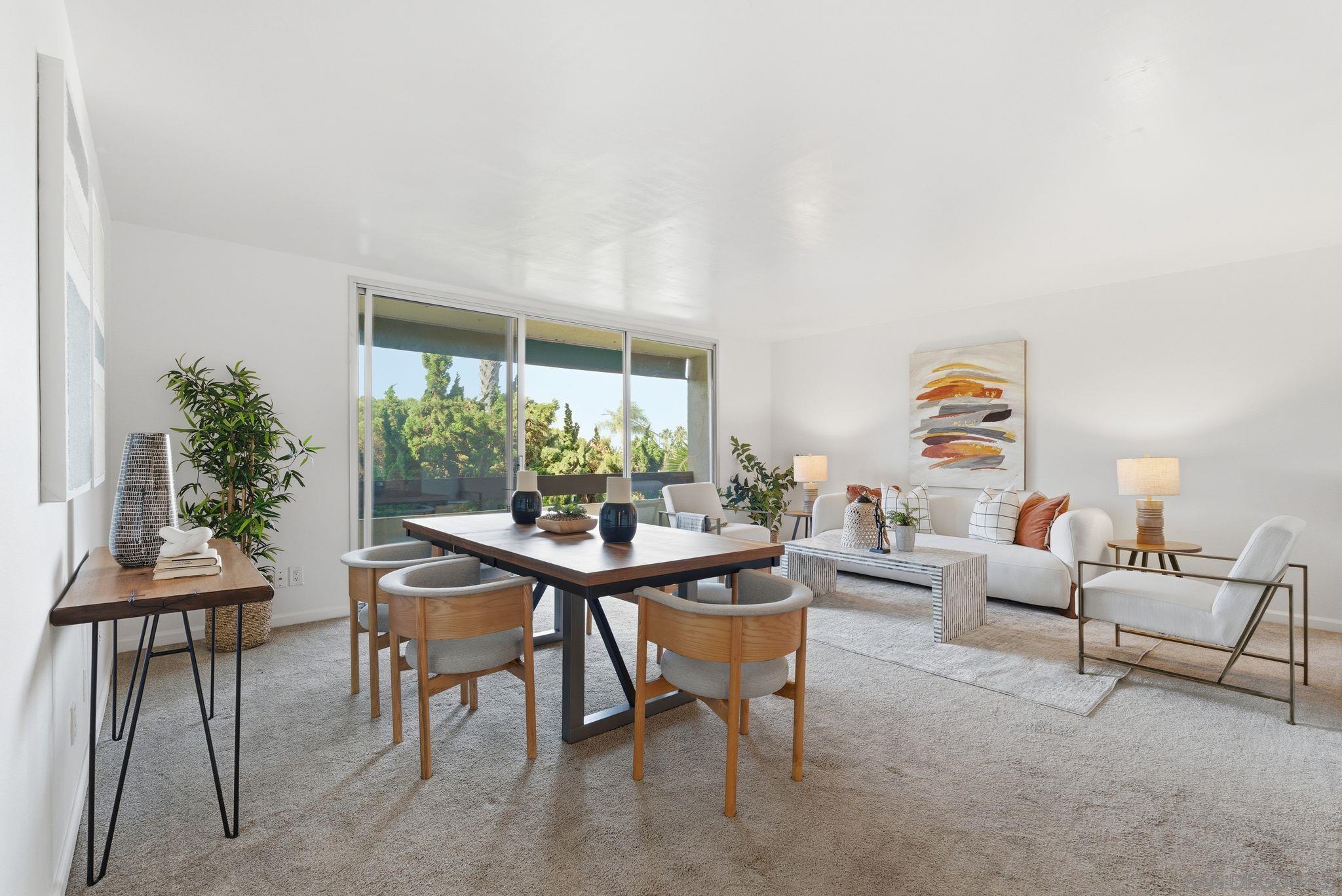 Detail Gallery Image 5 of 24 For 6455  La Jolla Blvd  #206,  La Jolla,  CA 92037 - 2 Beds | 2 Baths