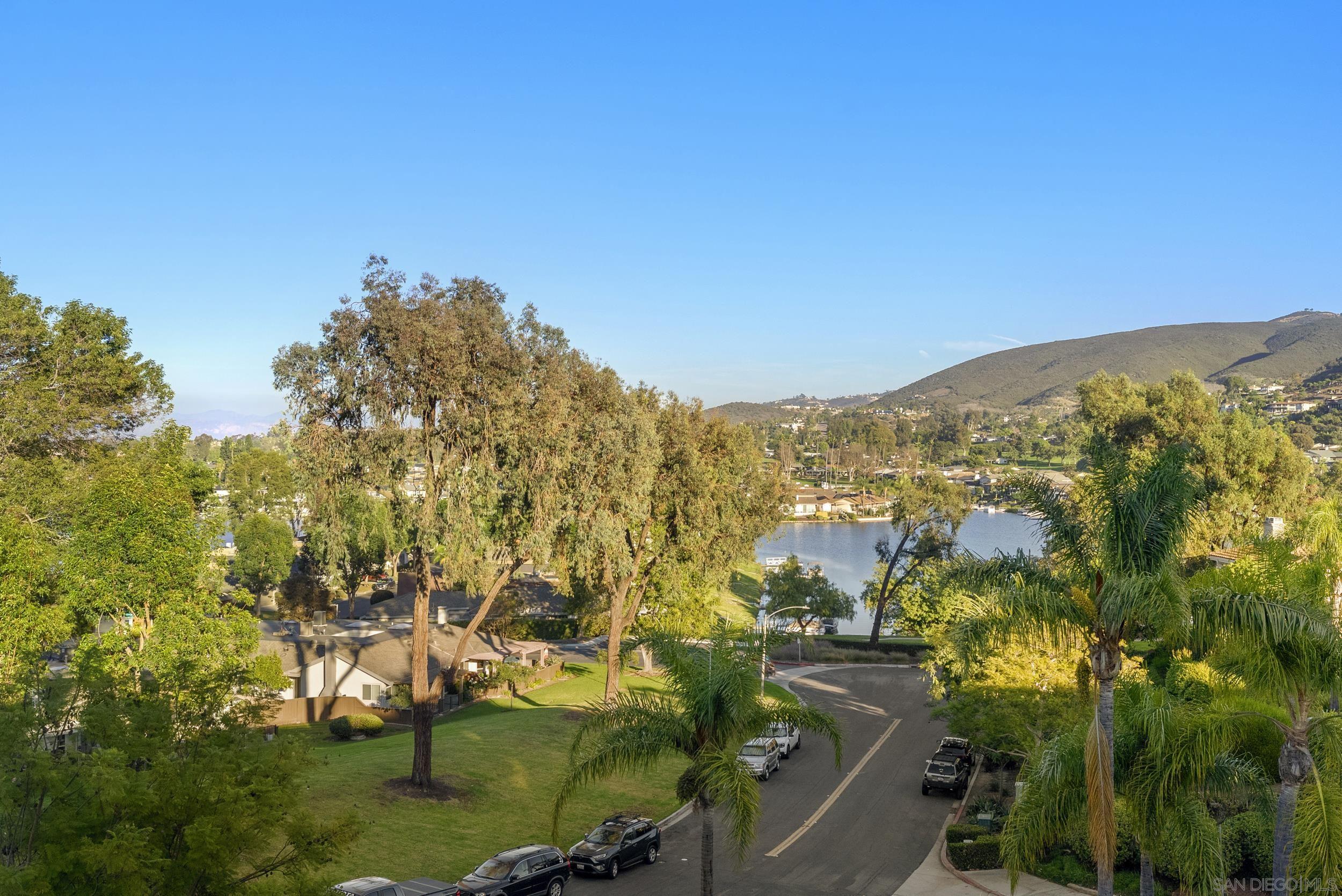 Detail Gallery Image 29 of 35 For 1636  via Caminar, San Marcos,  CA 92078 - 3 Beds | 2 Baths