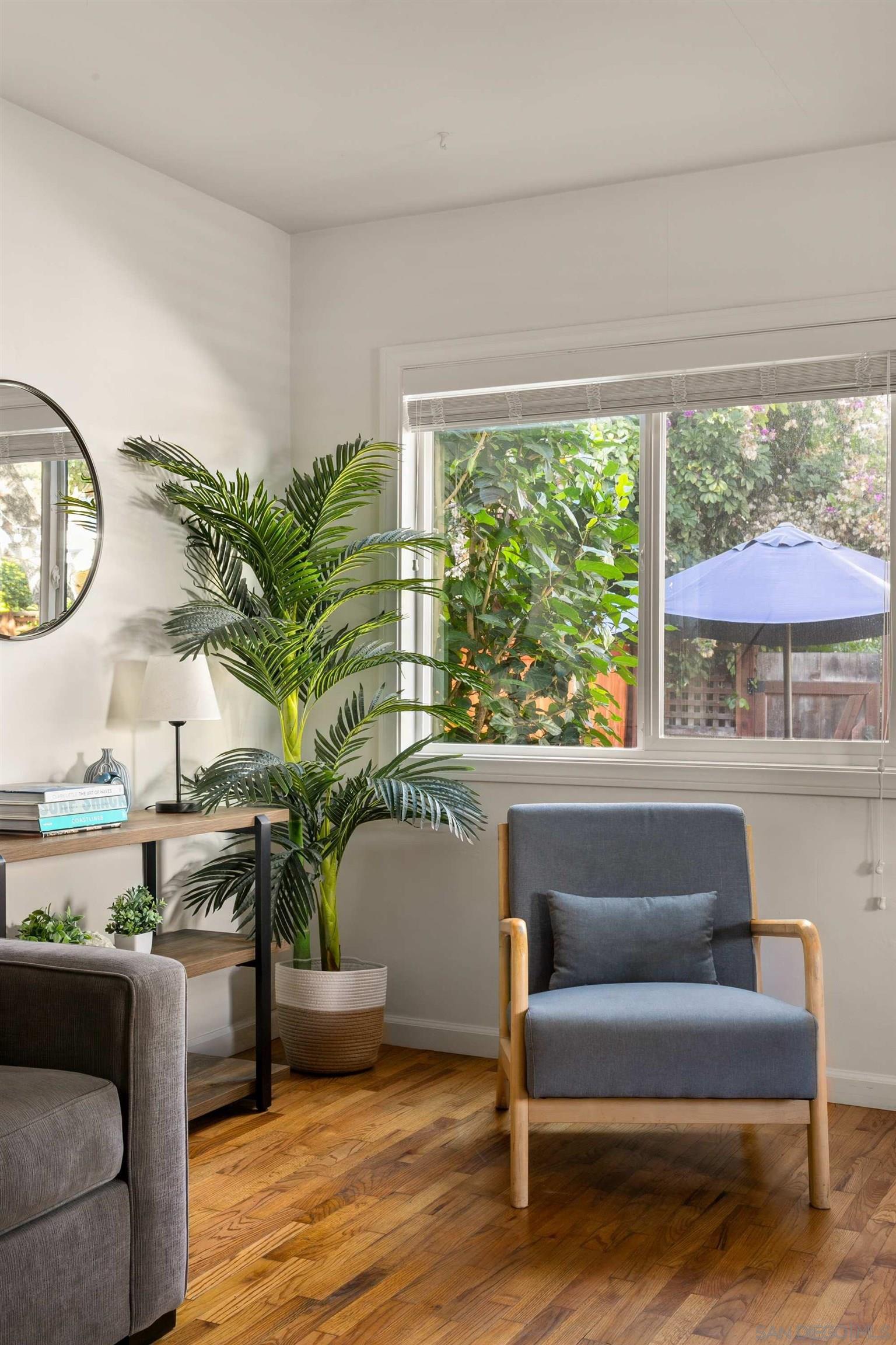 Detail Gallery Image 12 of 22 For 1453  Thomas Ave, San Diego,  CA 92109 - 1 Beds | 1 Baths