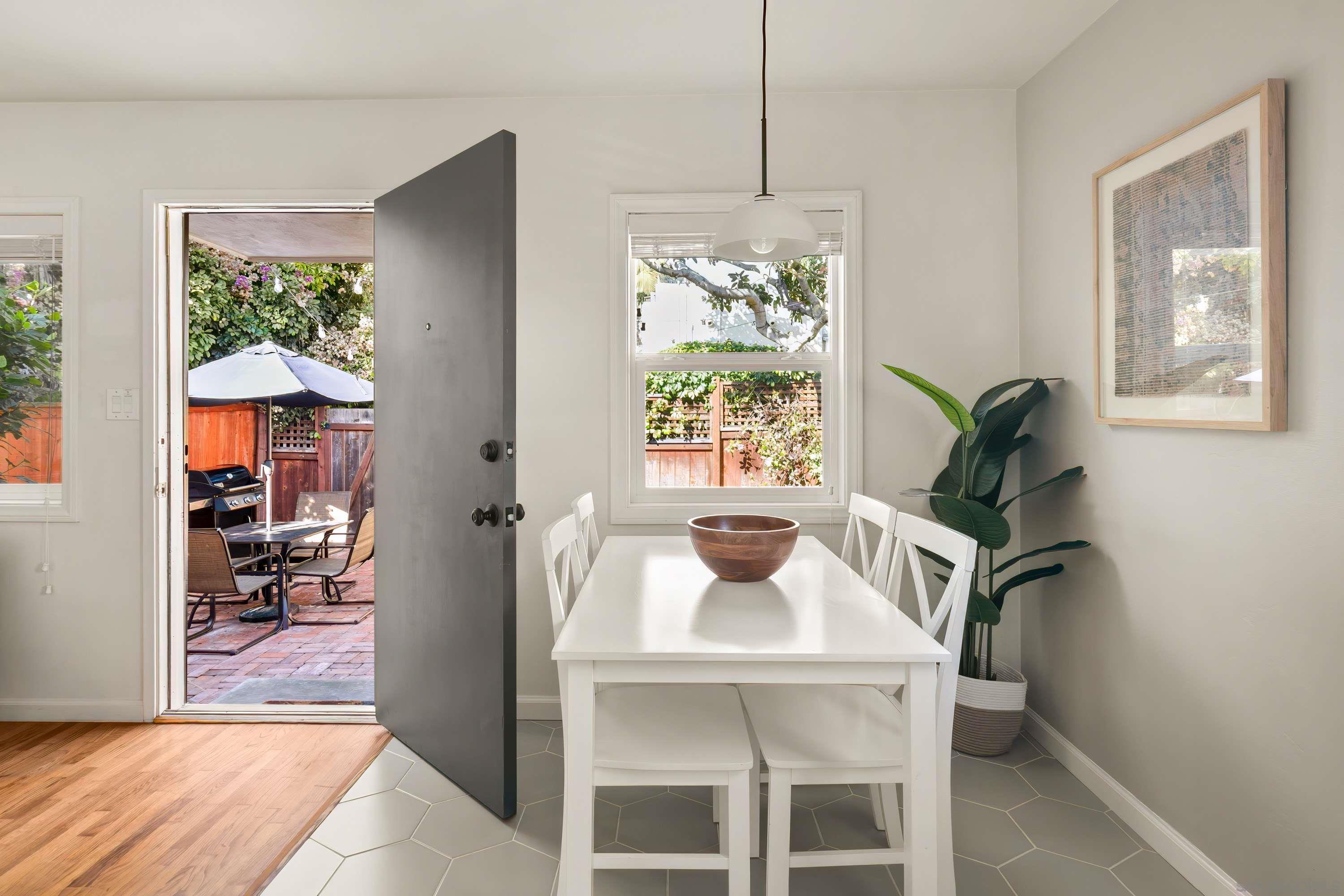 Detail Gallery Image 13 of 22 For 1453  Thomas Ave, San Diego,  CA 92109 - 1 Beds | 1 Baths