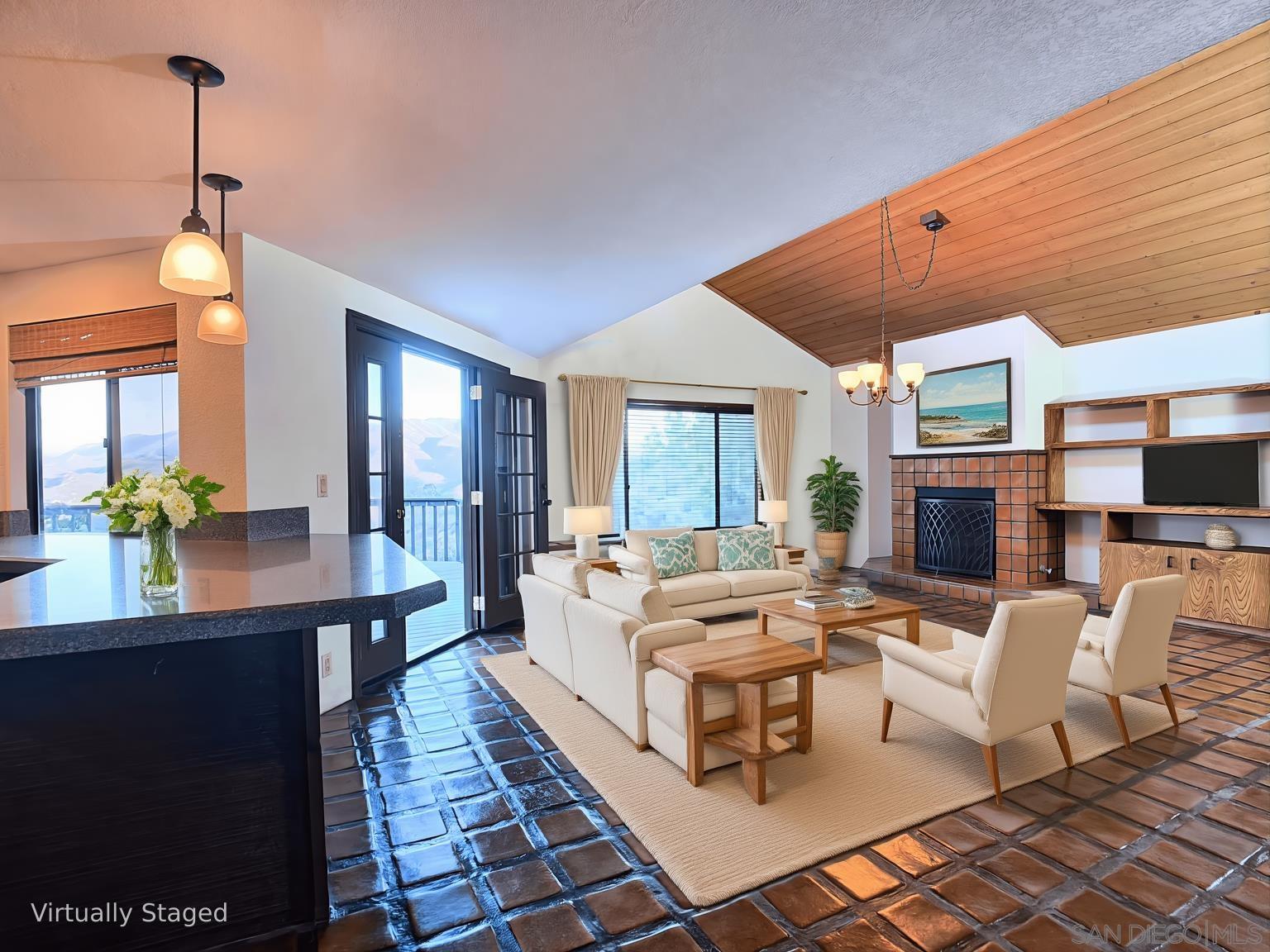 Detail Gallery Image 7 of 38 For 1077  Vista Madera Lane, El Cajon,  CA 92019 - 3 Beds | 2/1 Baths