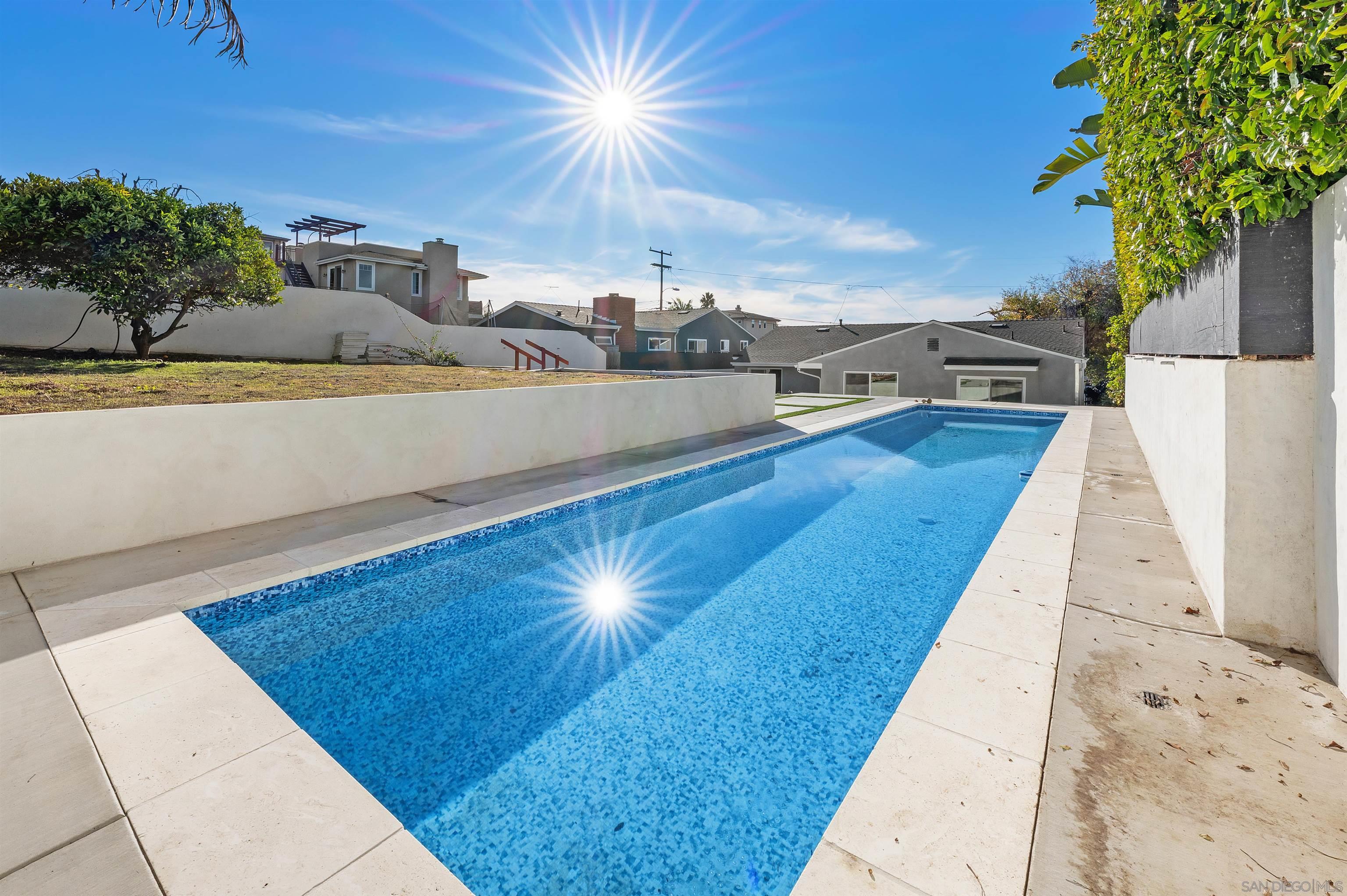 Detail Gallery Image 28 of 34 For 2103  Garfield, San Diego,  CA 92110 - 3 Beds | 2 Baths