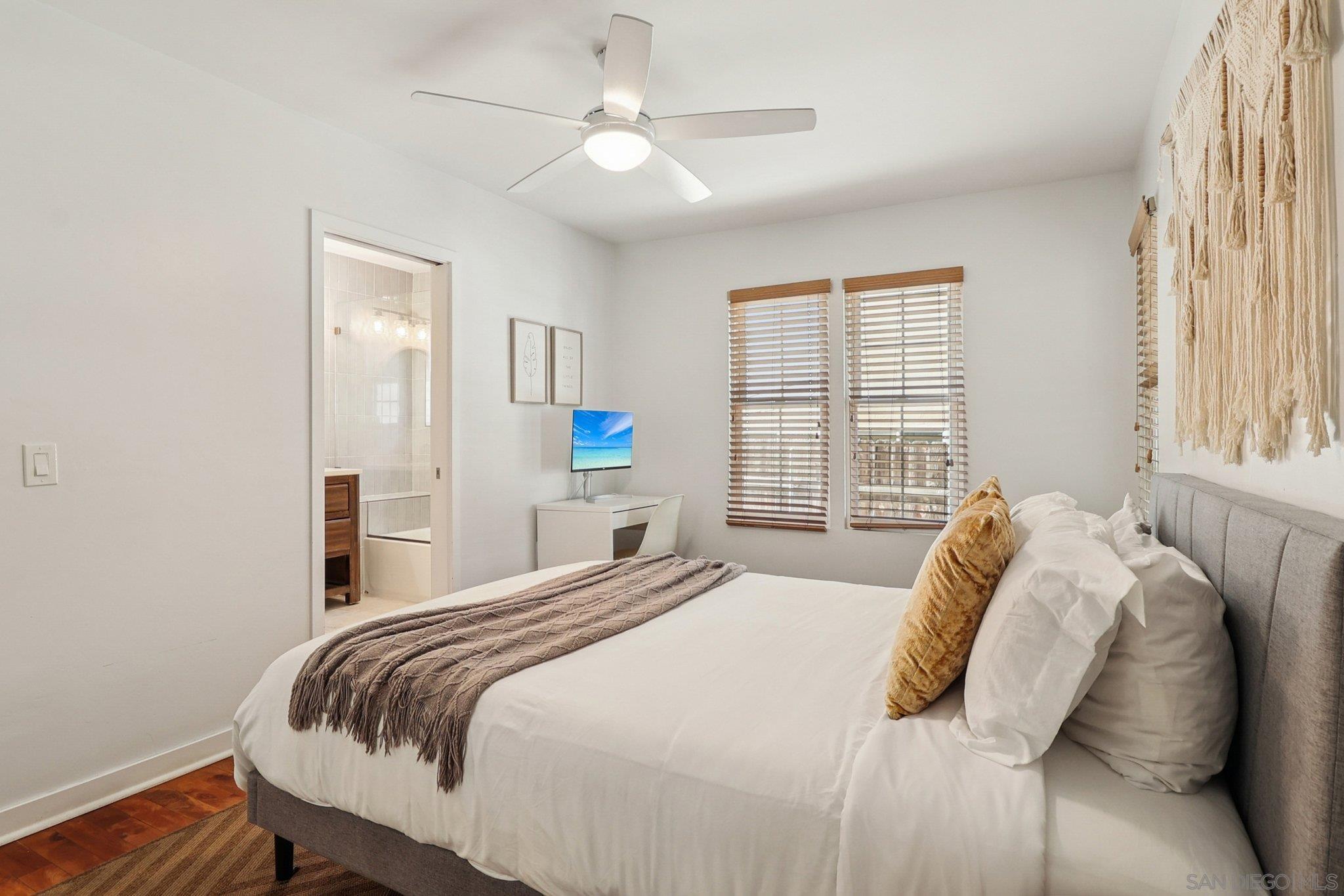 Detail Gallery Image 14 of 53 For 4851  Narragansett Ave, San Diego,  CA 92107 - – Beds | – Baths