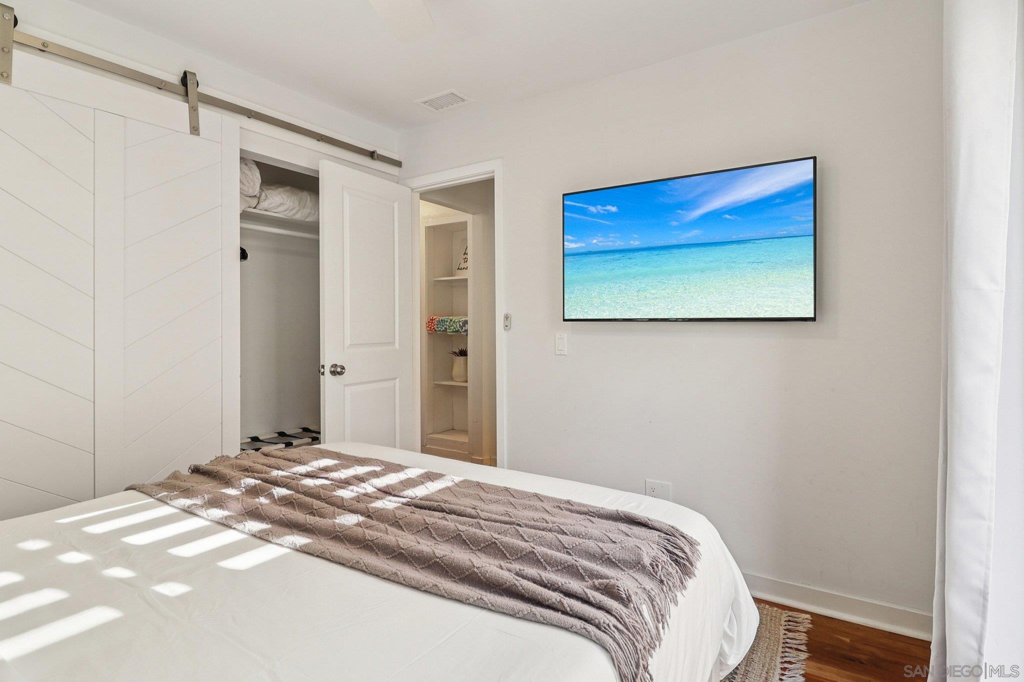 Detail Gallery Image 18 of 53 For 4851  Narragansett Ave, San Diego,  CA 92107 - – Beds | – Baths