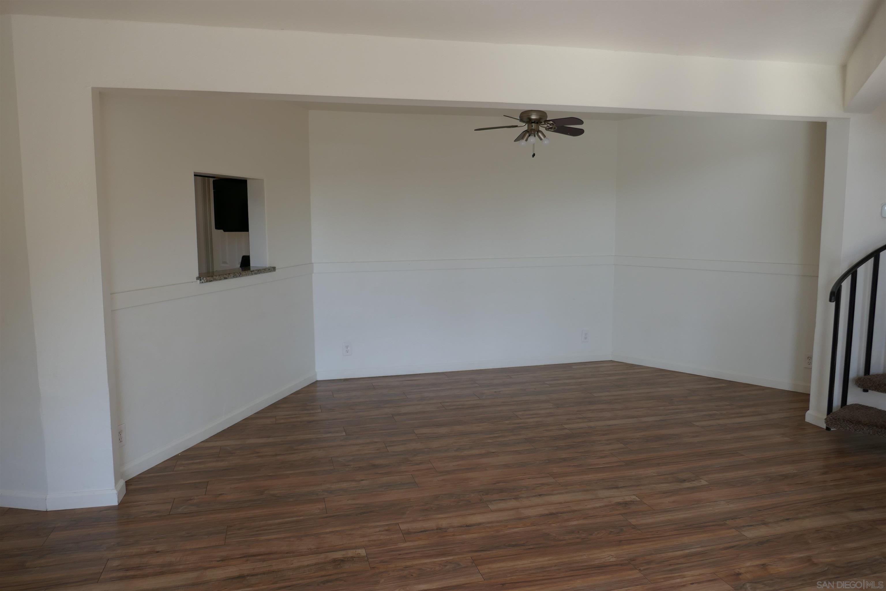 Detail Gallery Image 7 of 14 For 1015  Oro, El Cajon,  CA 92021 - 3 Beds | 2 Baths