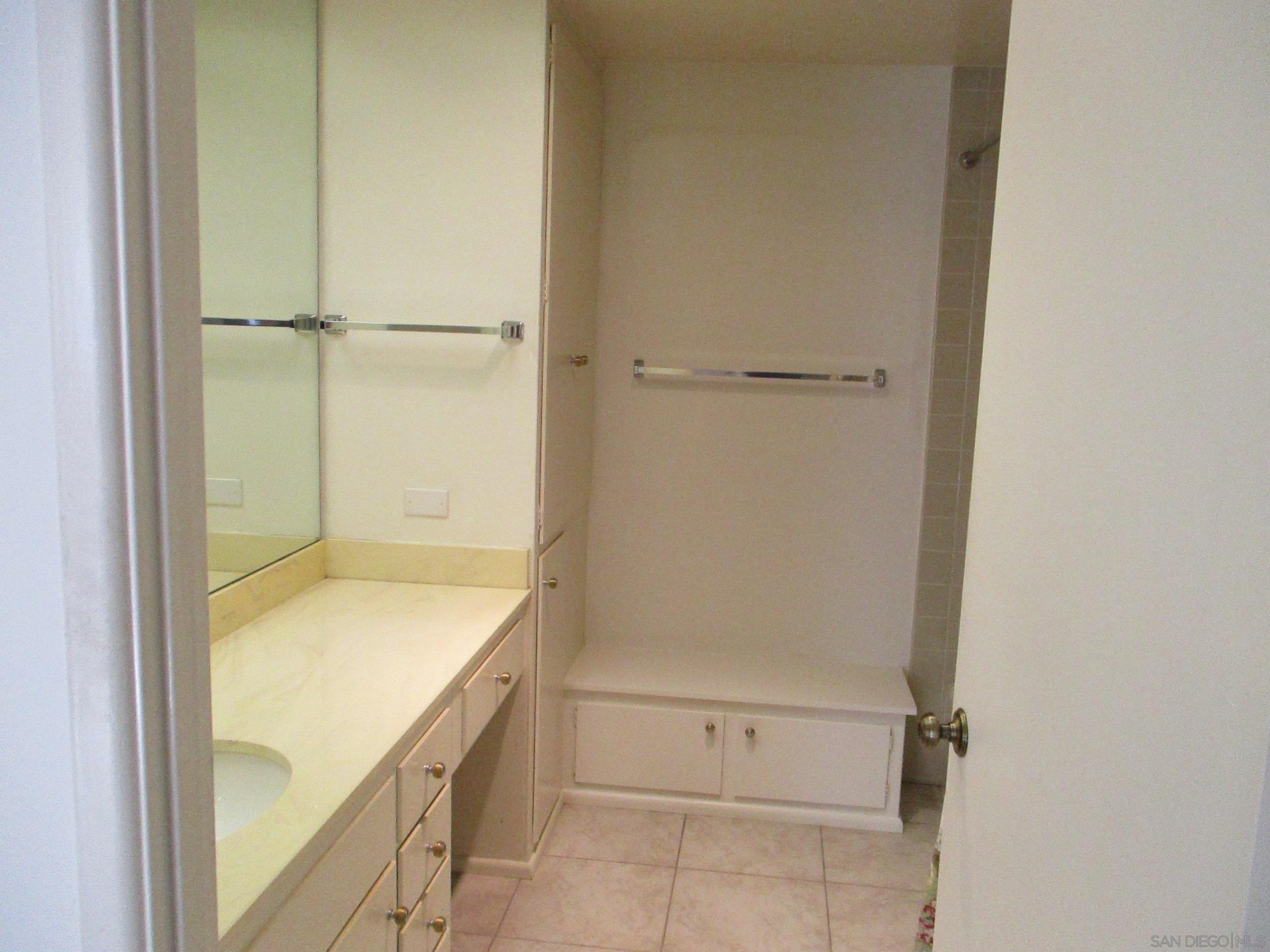 Detail Gallery Image 11 of 14 For 12445  Pipo, San Diego,  CA 92128 - 2 Beds | 2 Baths