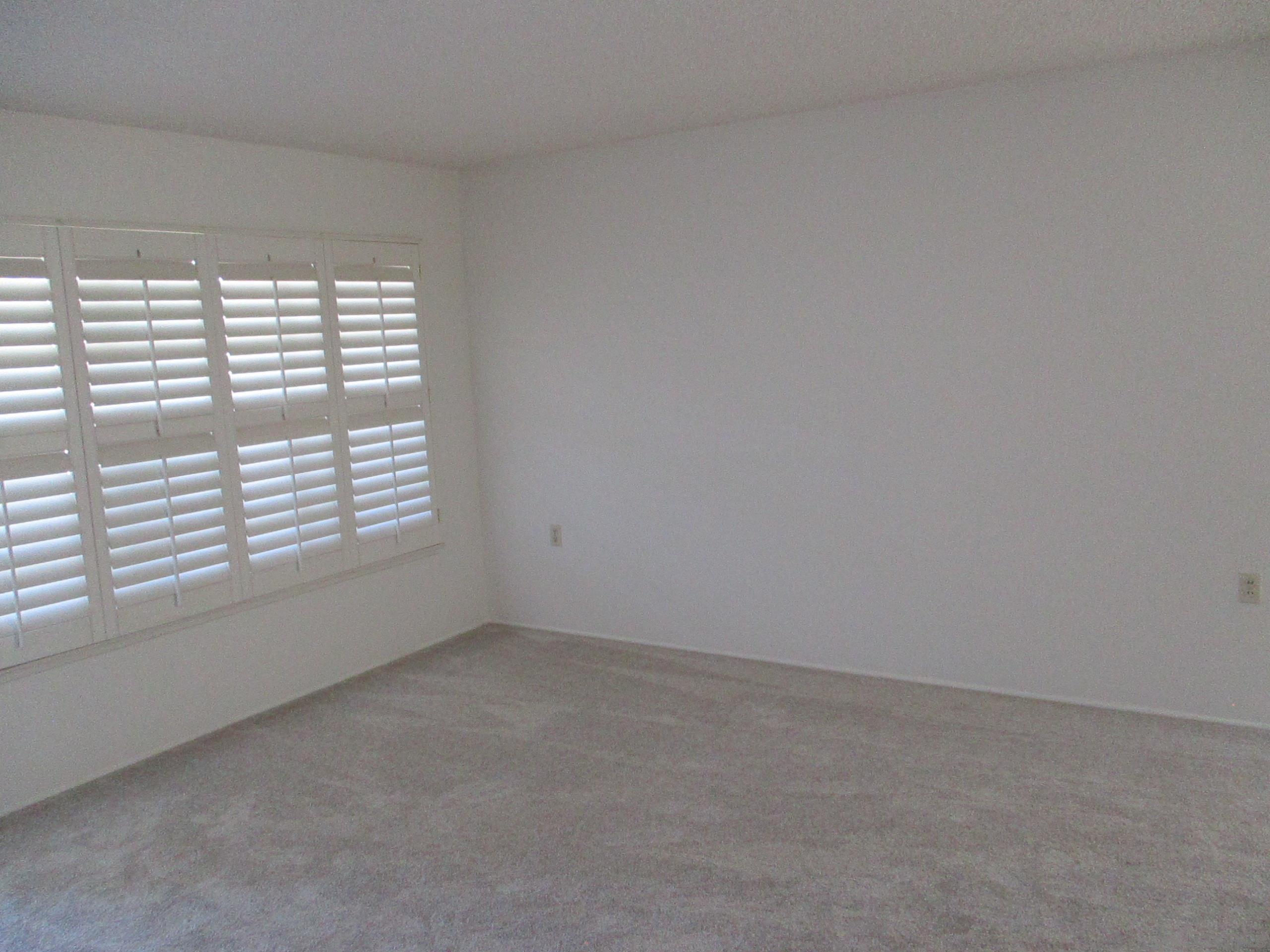 Detail Gallery Image 5 of 14 For 12445  Pipo, San Diego,  CA 92128 - 2 Beds | 2 Baths