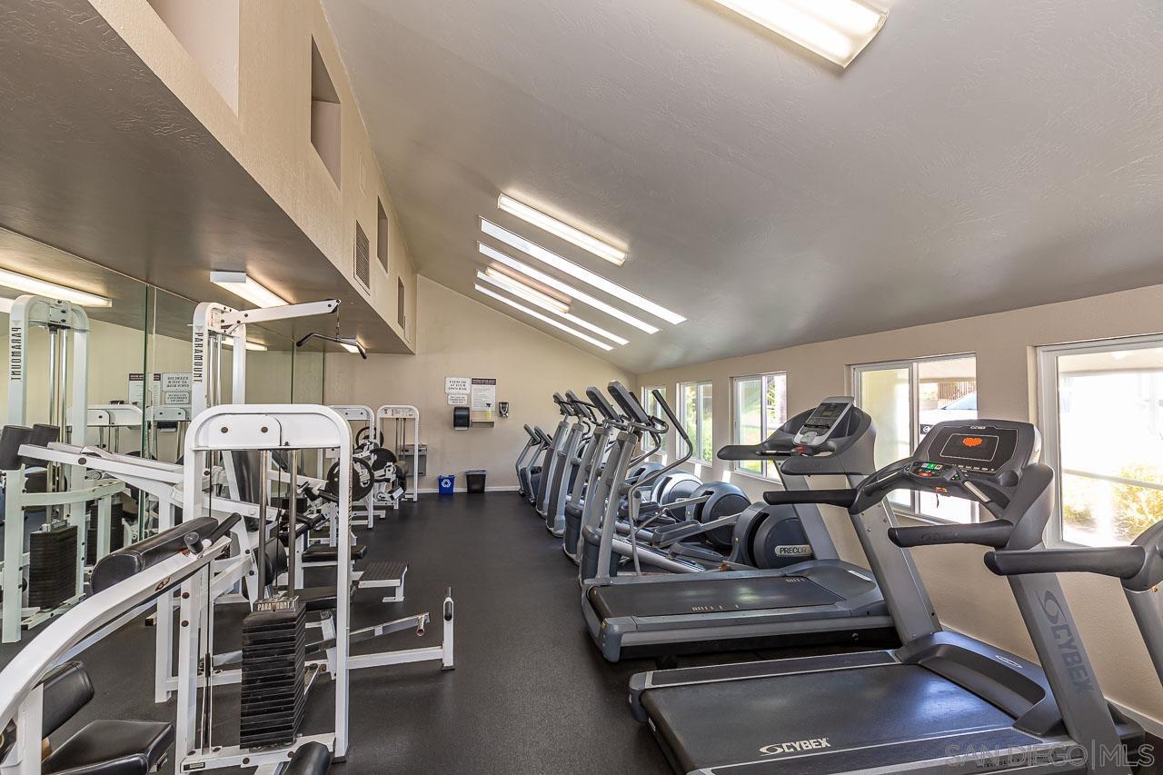 Detail Gallery Image 19 of 26 For 8515  Villa La Jolla Drive  C, La Jolla,  CA 92037 - 1 Beds | 1 Baths