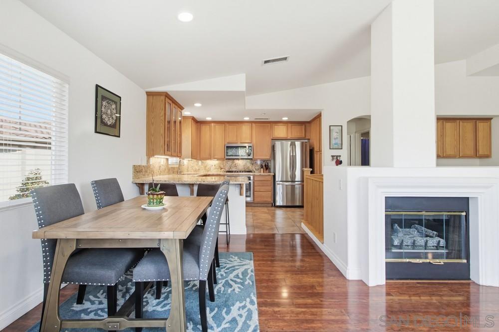 Detail Gallery Image 9 of 28 For 6377  Alexandri Cir, Carlsbad,  CA 92011 - 2 Beds | 2 Baths