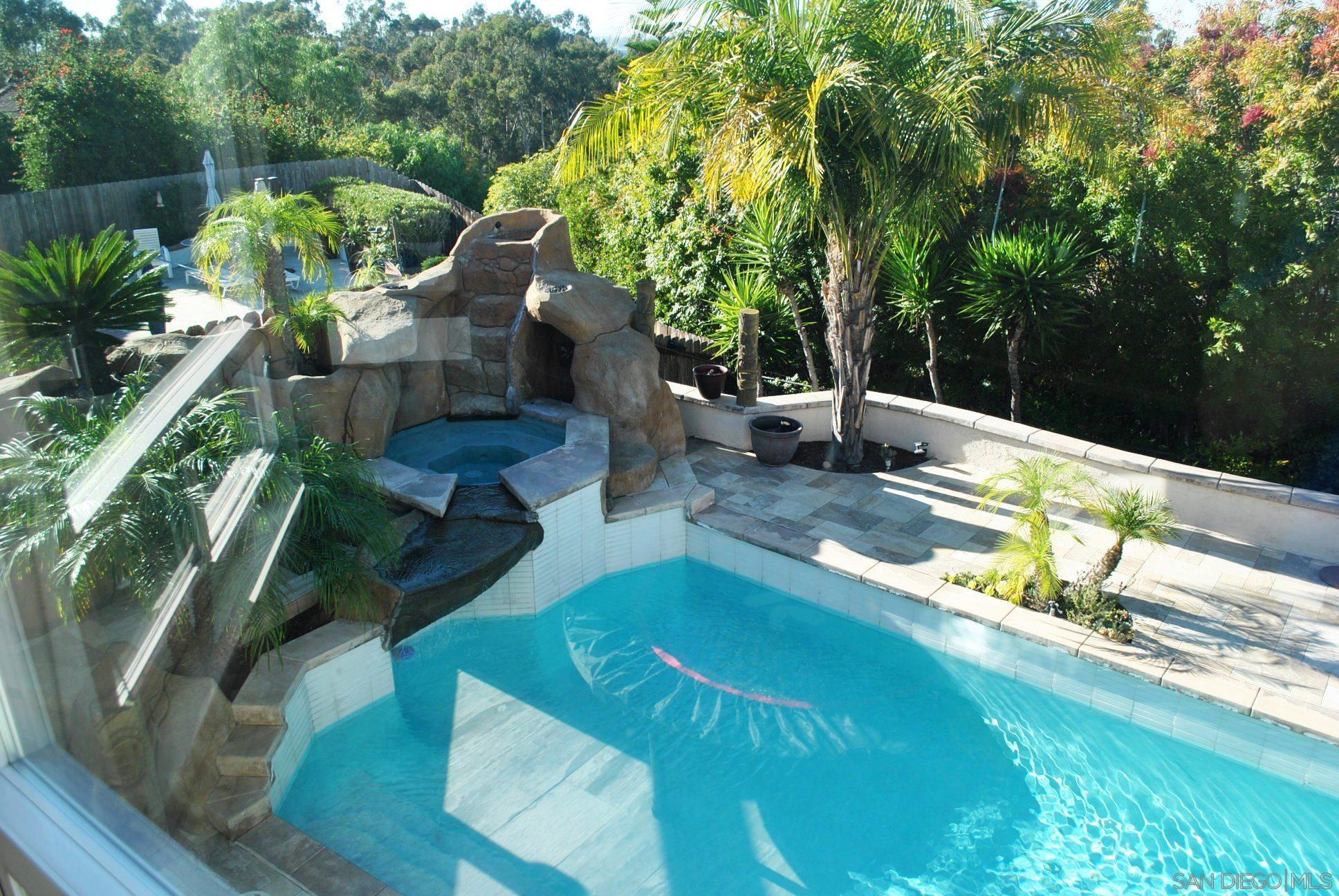 Detail Gallery Image 28 of 32 For 4848  Casals Pl, San Diego,  CA 92124 - 5 Beds | 2/1 Baths