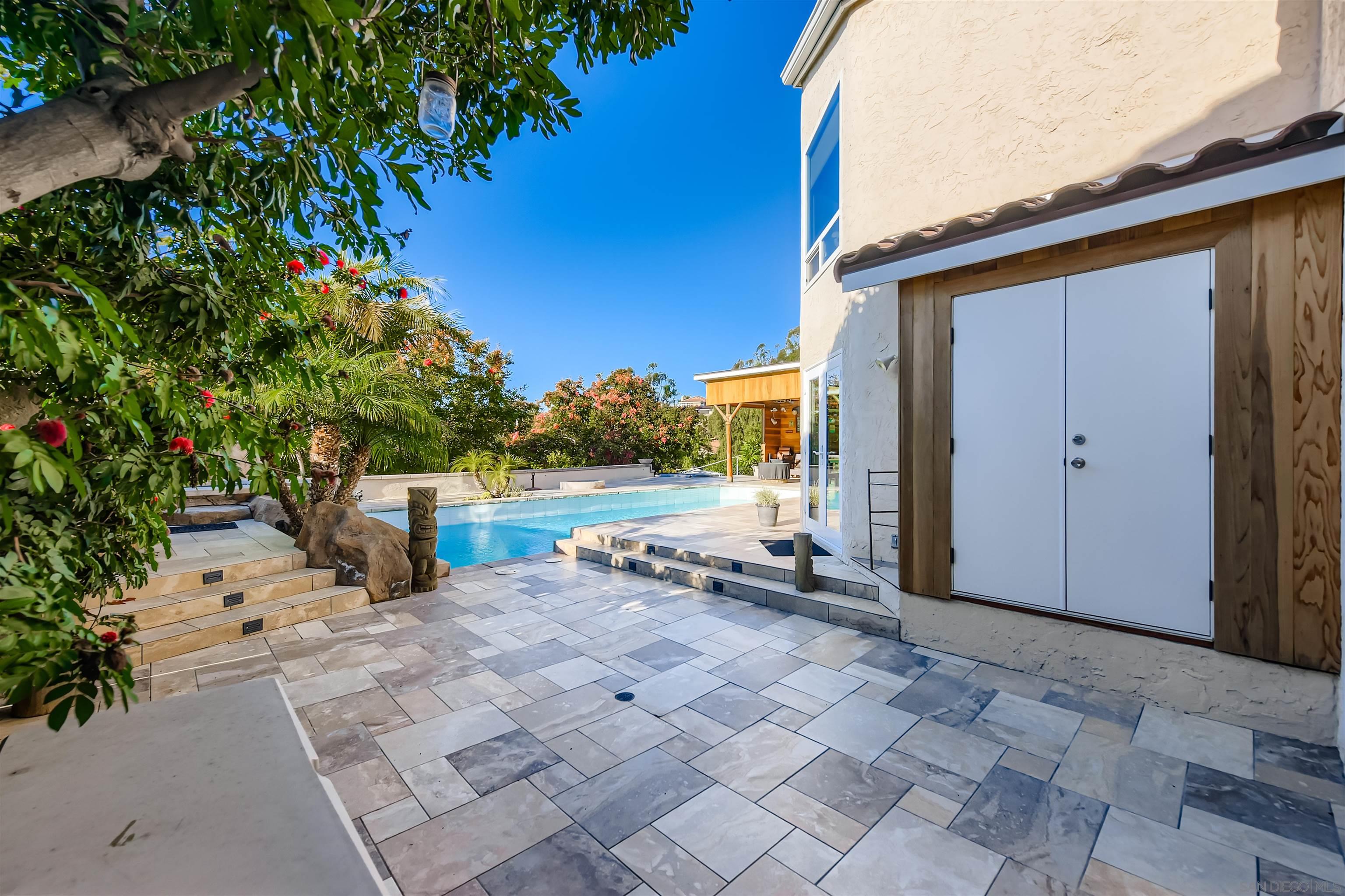 Detail Gallery Image 29 of 32 For 4848  Casals Pl, San Diego,  CA 92124 - 5 Beds | 2/1 Baths