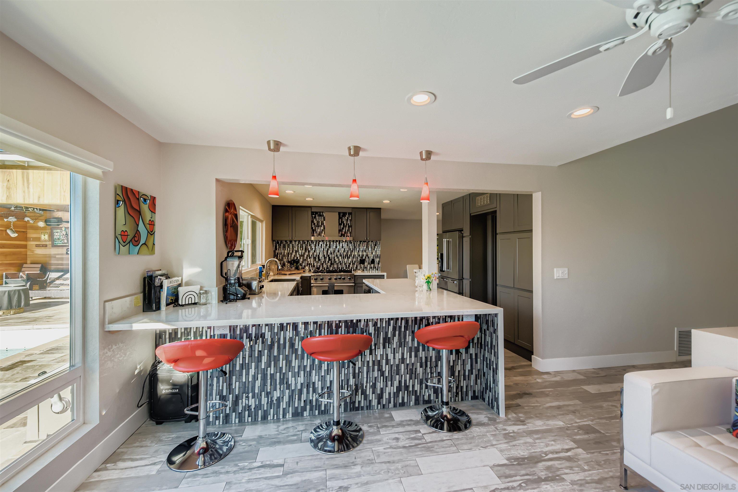 Detail Gallery Image 7 of 36 For 4848  Casals Pl, San Diego,  CA 92124 - 5 Beds | 2/1 Baths