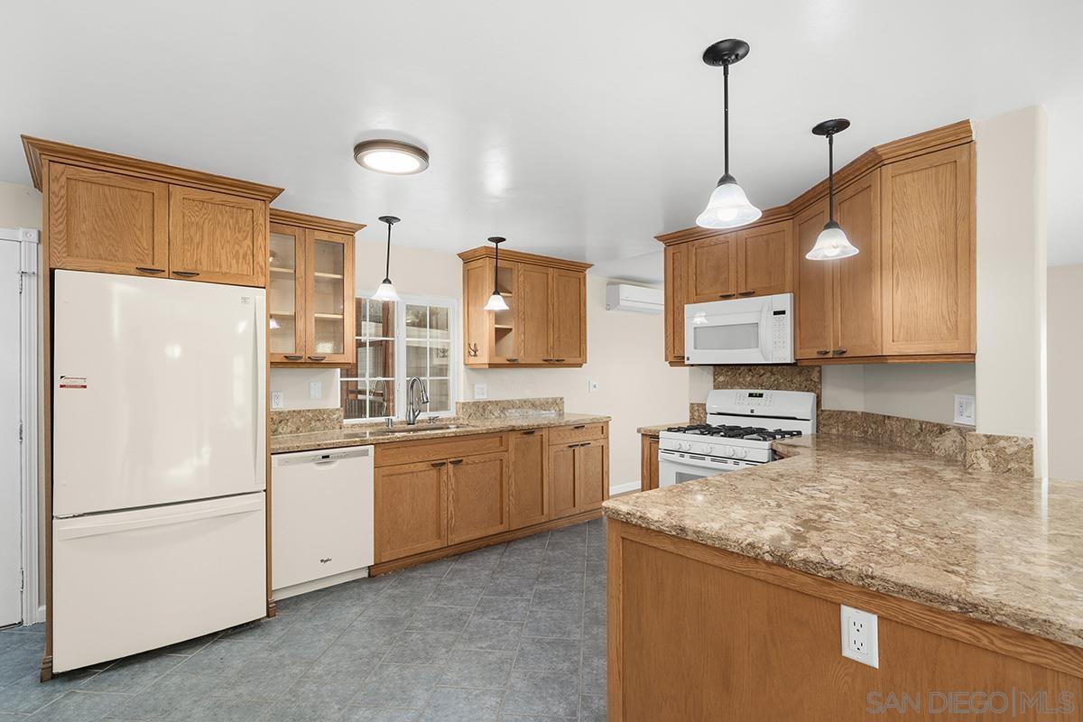 Front Image Thumbnail for SD250044839