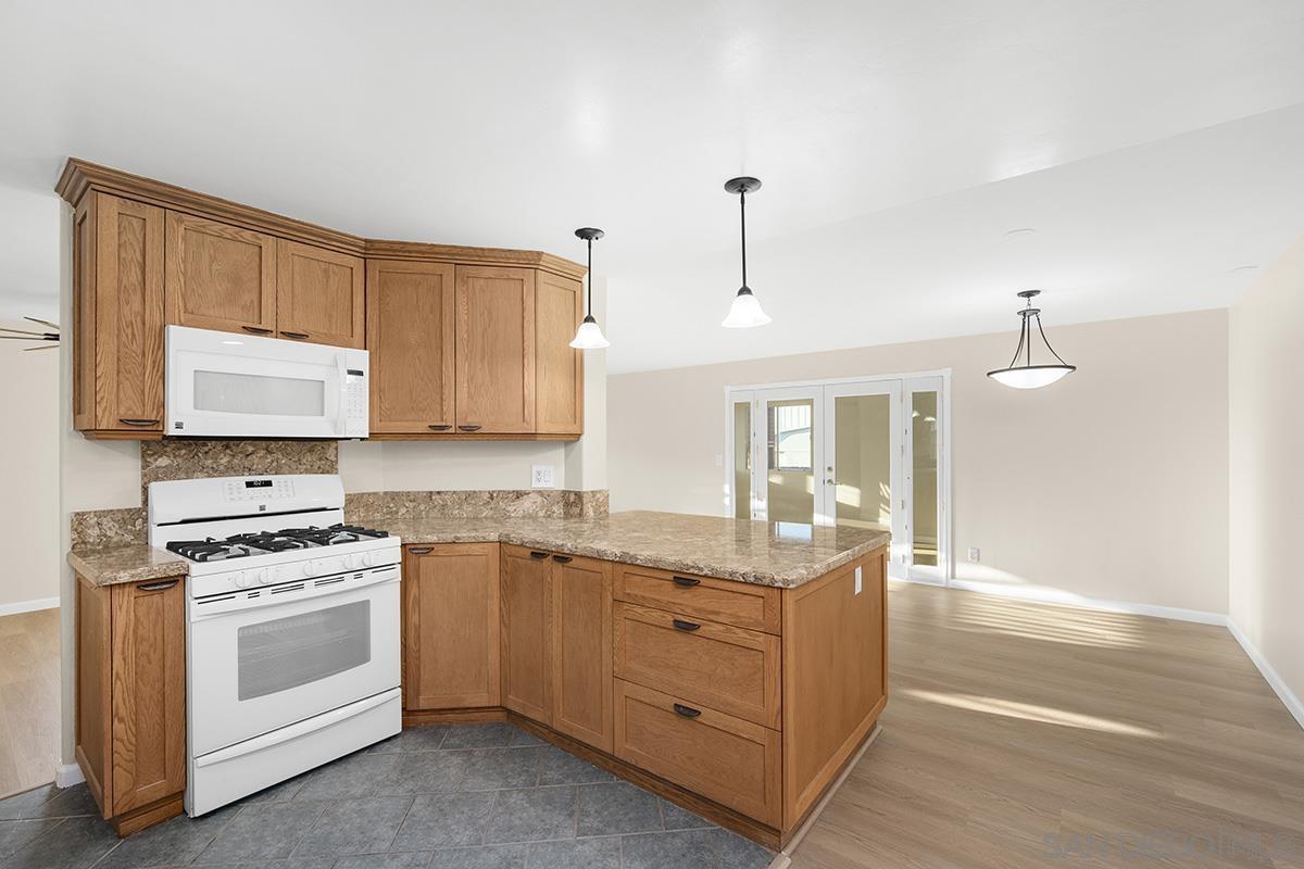 Detail Gallery Image 18 of 42 For 14215  Pecan Park Ln 124, El Cajon,  CA 92021 - 3 Beds | 2 Baths