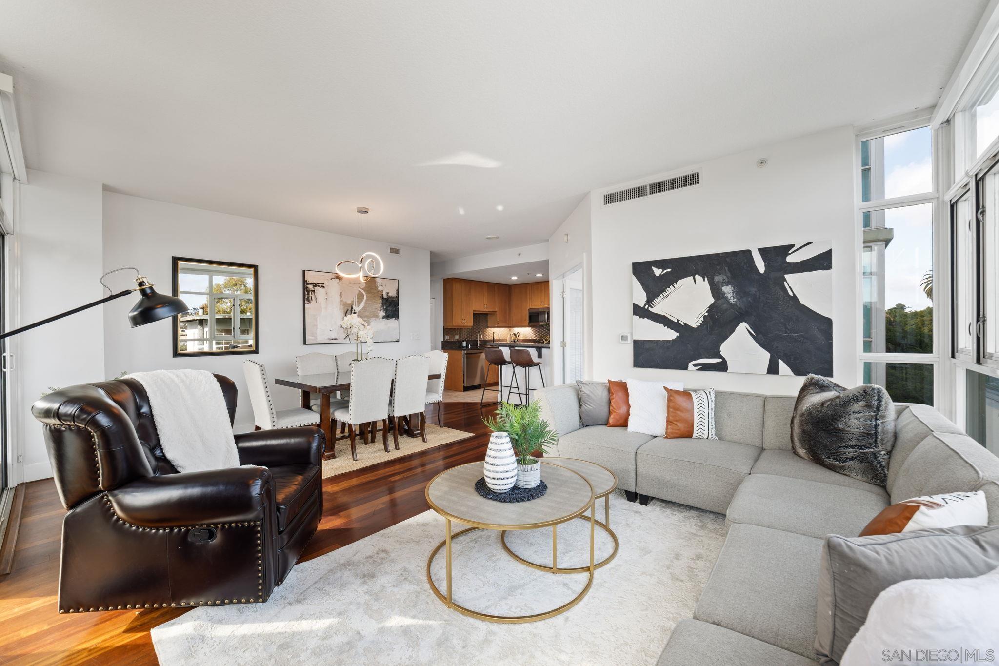 Detail Gallery Image 3 of 55 For 850  Beech St  511, San Diego,  CA 92101 - 3 Beds | 2 Baths