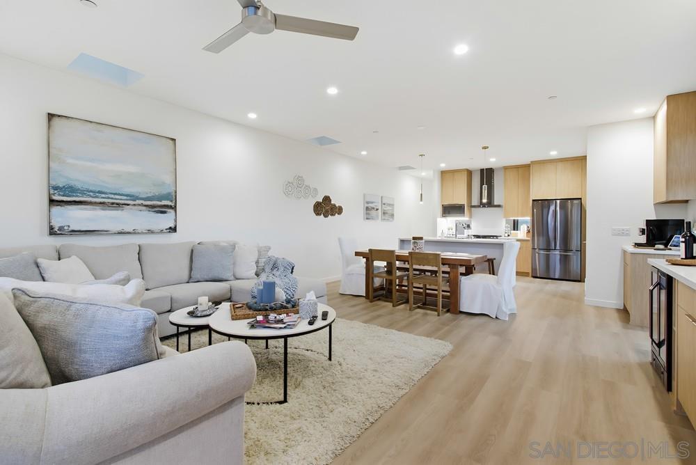 Detail Gallery Image 14 of 29 For 119  Date Ave, Imperial Beach,  CA 91932 - 3 Beds | 3 Baths