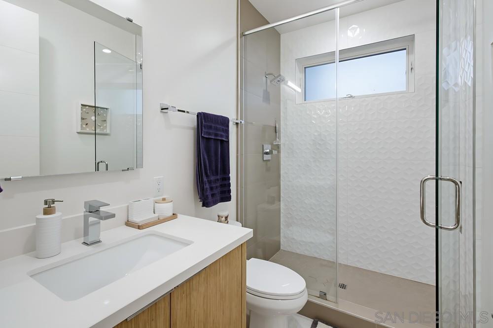 Detail Gallery Image 18 of 29 For 119  Date Ave, Imperial Beach,  CA 91932 - 3 Beds | 3 Baths