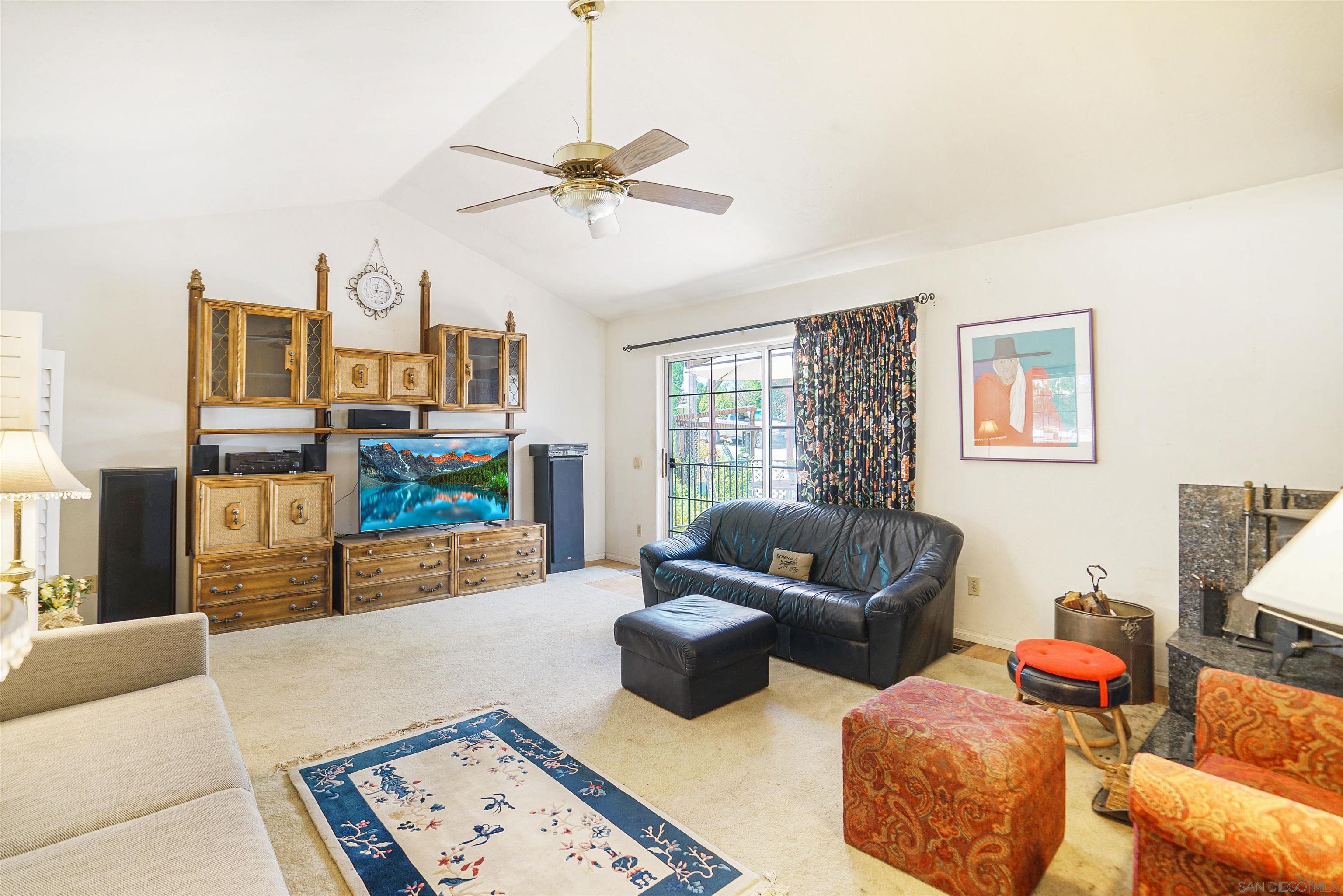 Detail Gallery Image 16 of 47 For 995  Laky Ln, Ramona,  CA 92065 - 3 Beds | 2 Baths