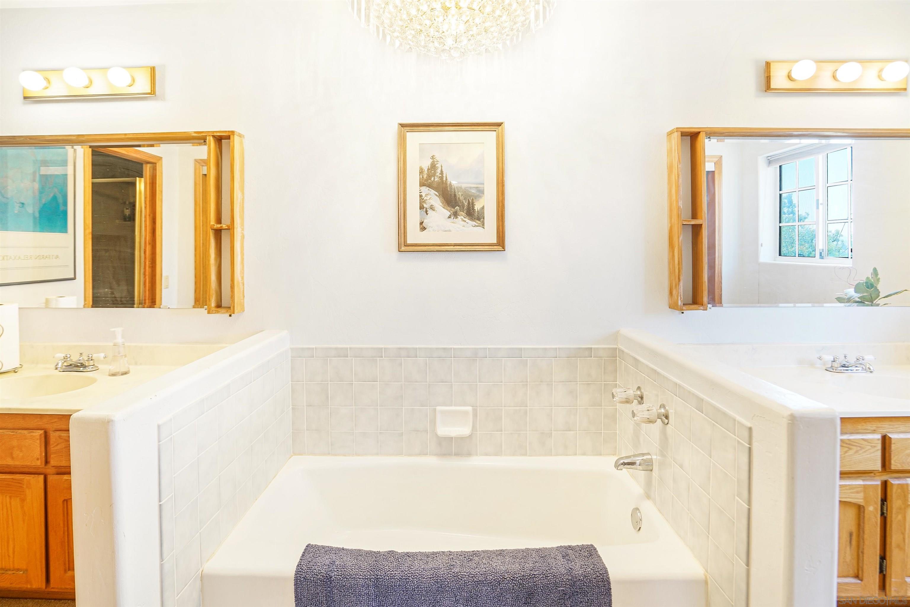 Detail Gallery Image 21 of 47 For 995  Laky Ln, Ramona,  CA 92065 - 3 Beds | 2 Baths