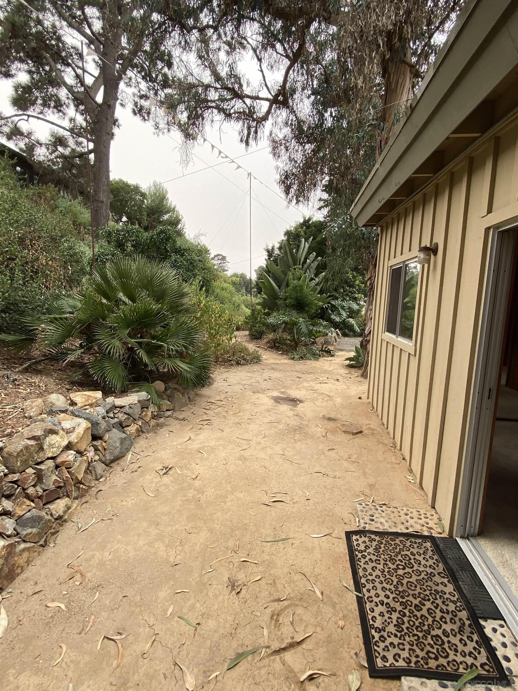 Detail Gallery Image 14 of 16 For 1925  Balboa Ave., Del Mar,  CA 92014 - 1 Beds | 1 Baths