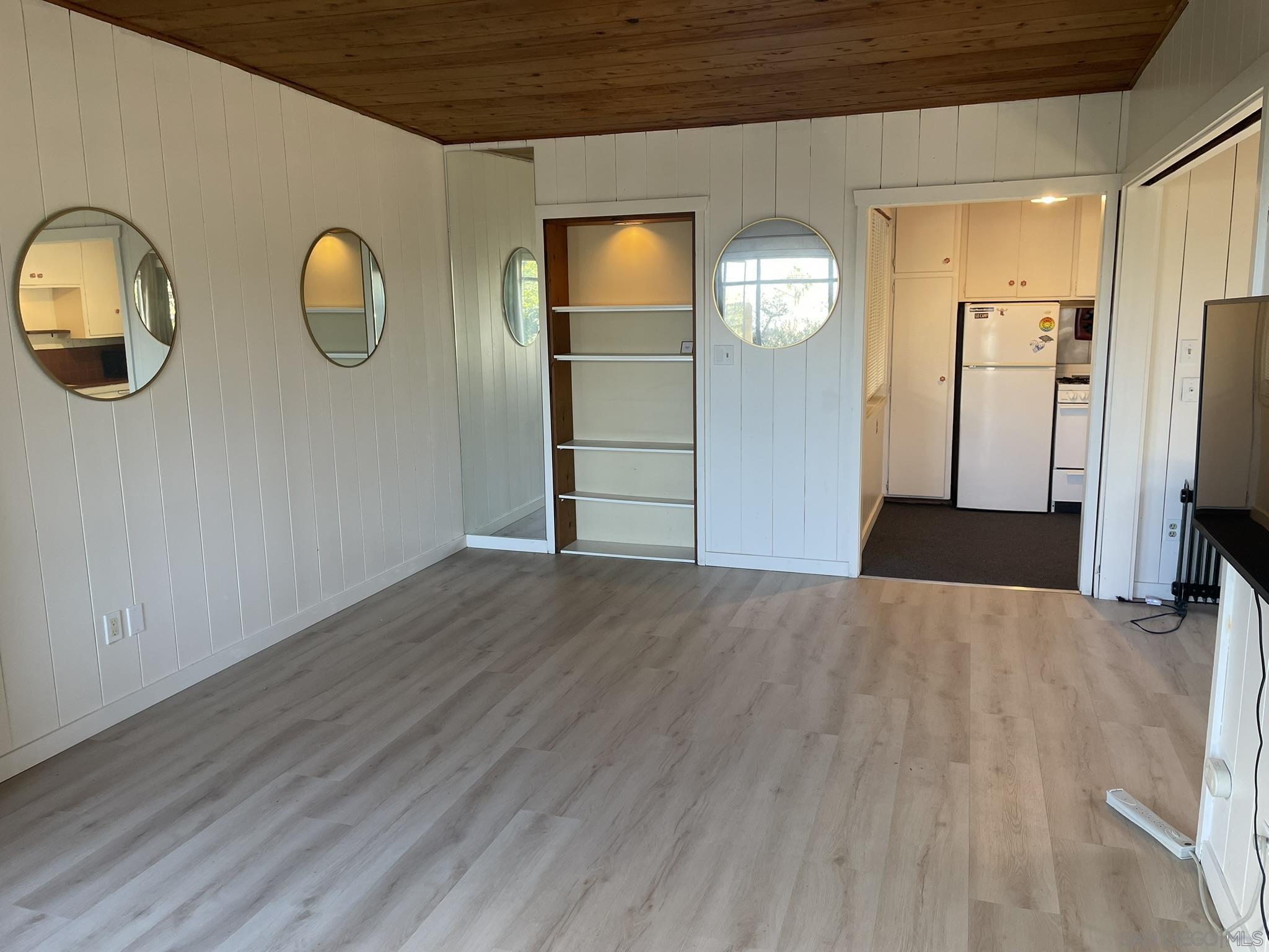 Detail Gallery Image 7 of 16 For 1925  Balboa Ave., Del Mar,  CA 92014 - 1 Beds | 1 Baths