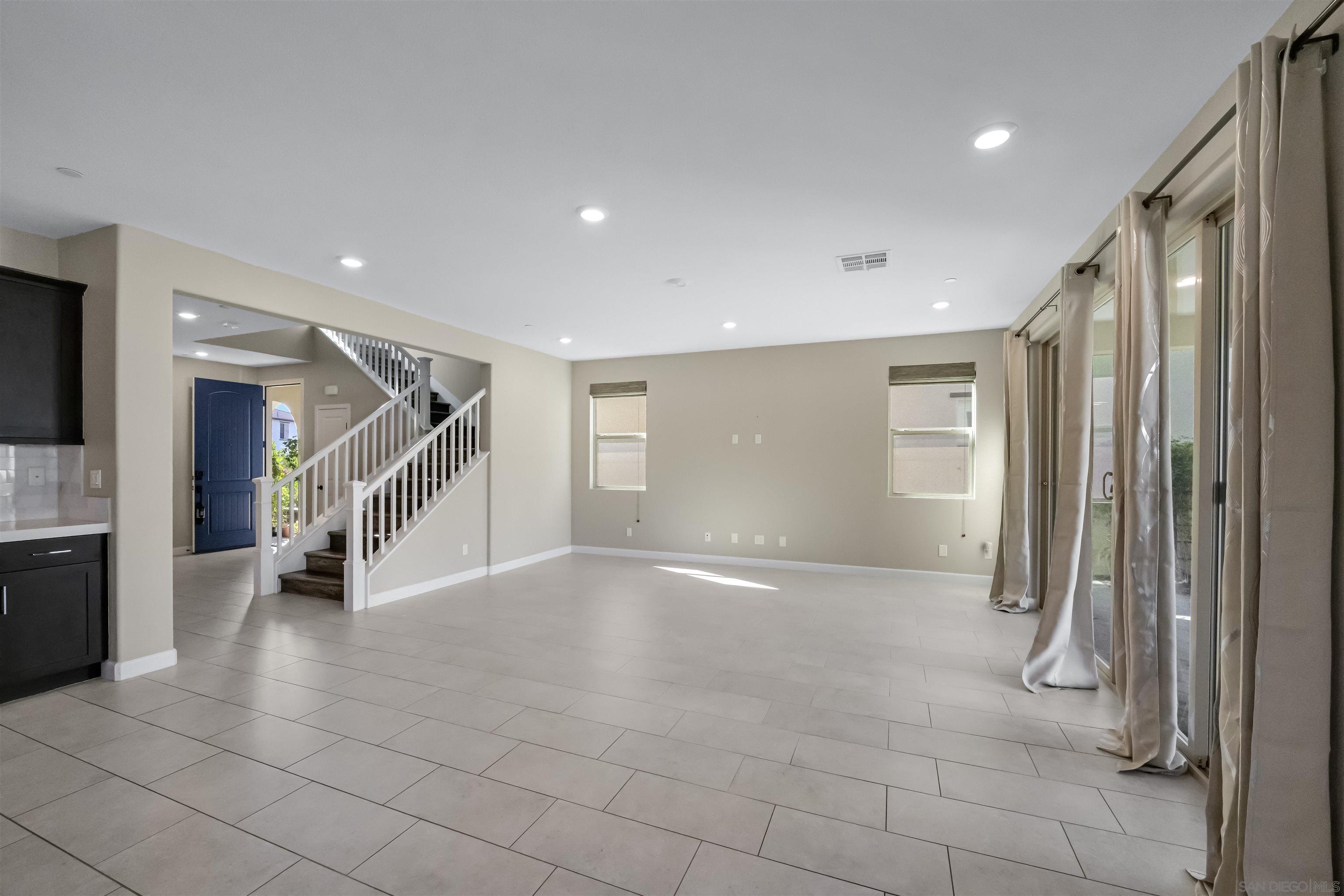 Detail Gallery Image 22 of 45 For 1845  Newton Ct, Escondido,  CA 92026 - 5 Beds | 3/1 Baths