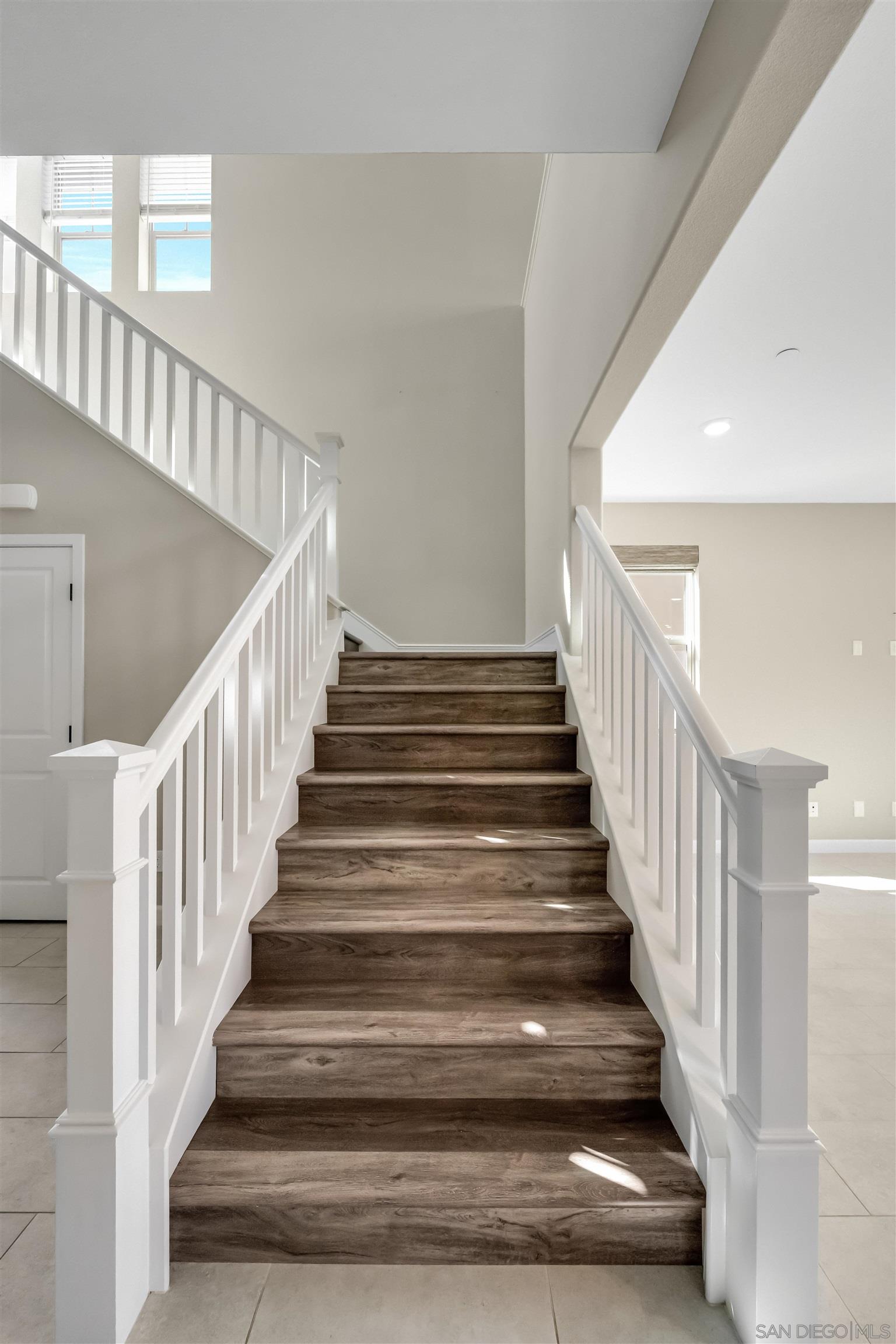 Detail Gallery Image 32 of 45 For 1845  Newton Ct, Escondido,  CA 92026 - 5 Beds | 3/1 Baths