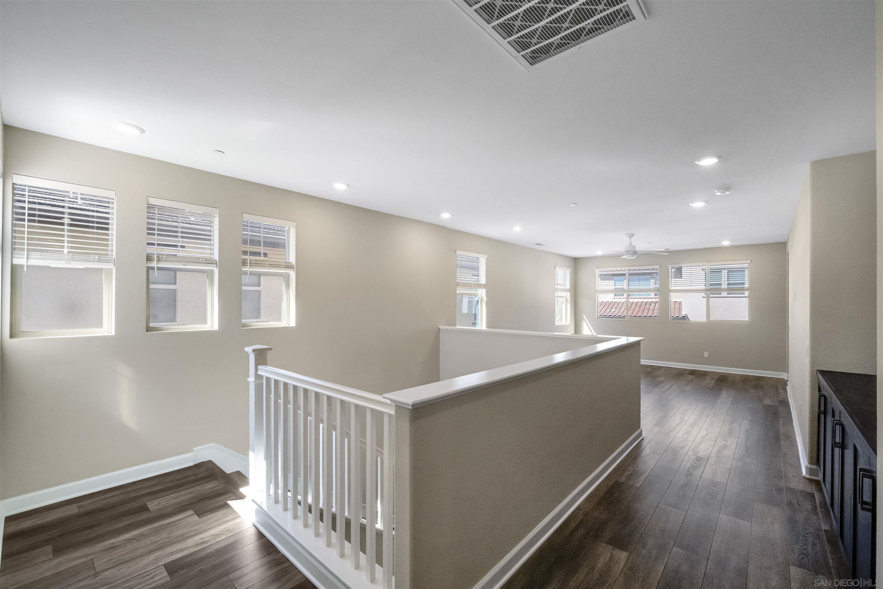 Detail Gallery Image 33 of 45 For 1845  Newton Ct, Escondido,  CA 92026 - 5 Beds | 3/1 Baths