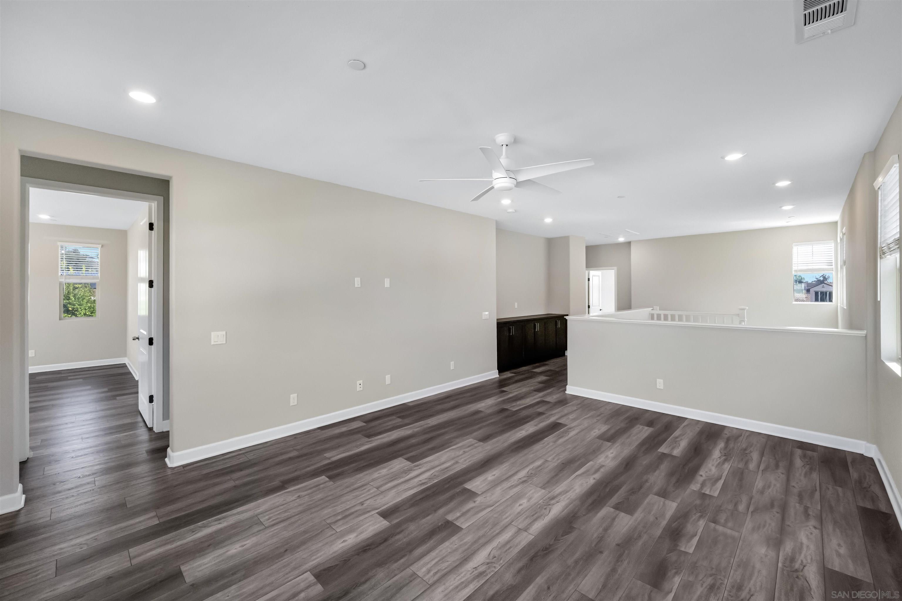 Detail Gallery Image 34 of 45 For 1845  Newton Ct, Escondido,  CA 92026 - 5 Beds | 3/1 Baths