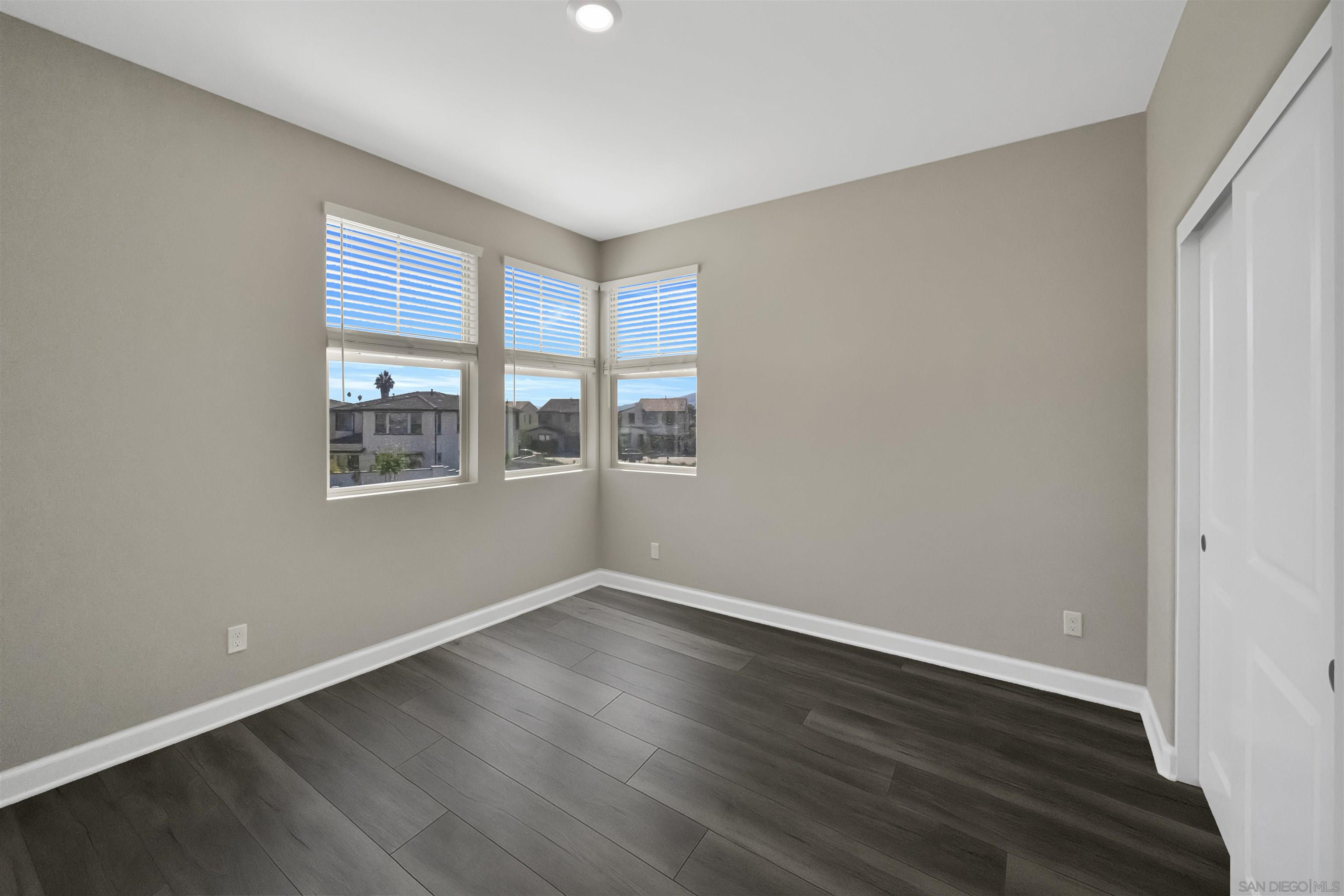 Detail Gallery Image 41 of 45 For 1845  Newton Ct, Escondido,  CA 92026 - 5 Beds | 3/1 Baths