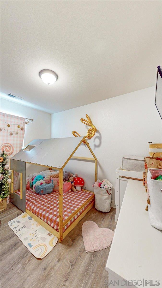 Detail Gallery Image 11 of 15 For 1518  Caminito Soria  #2,  Chula Vista,  CA 91913 - 4 Beds | 2/1 Baths