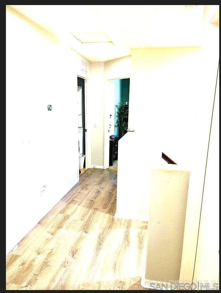 Detail Gallery Image 7 of 8 For 1518  Caminito Soria N #2,  Chula Vista,  CA 91913 - 4 Beds | 2/1 Baths