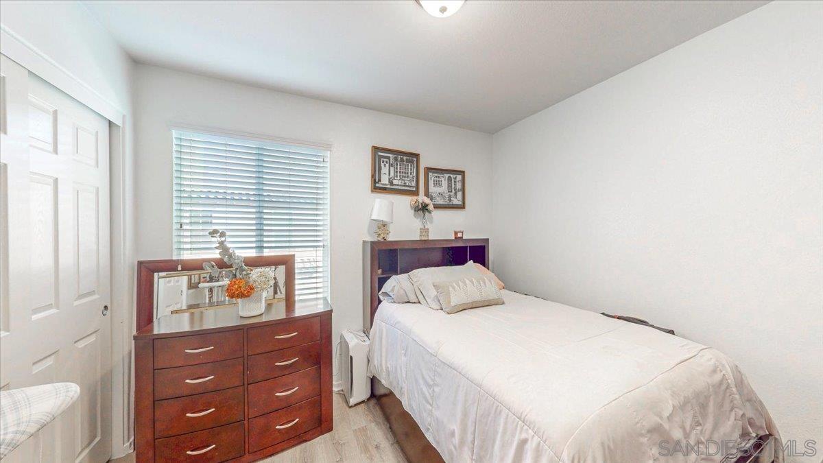 Detail Gallery Image 9 of 15 For 1518  Caminito Soria  #2,  Chula Vista,  CA 91913 - 4 Beds | 2/1 Baths