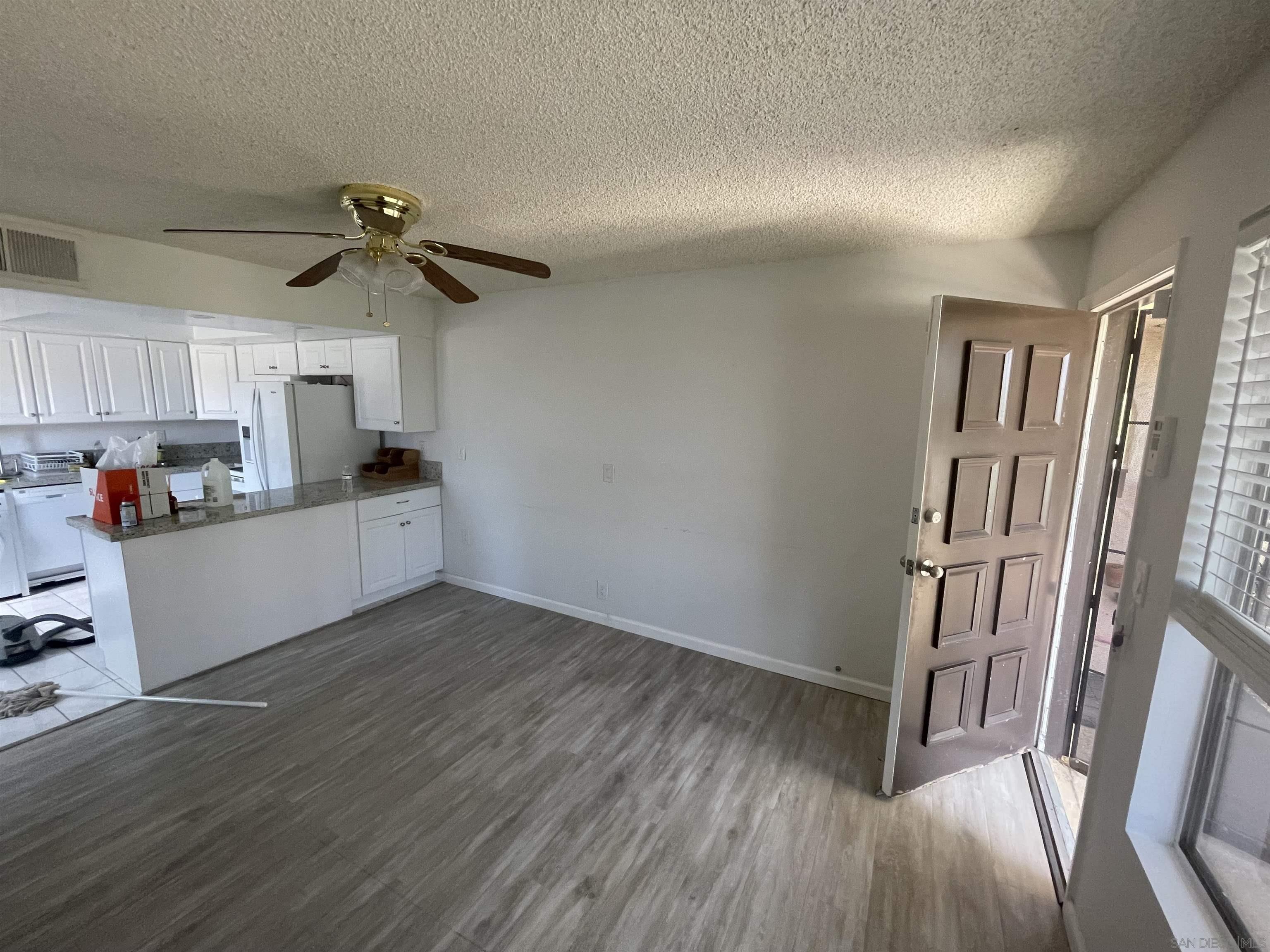 Detail Gallery Image 4 of 19 For 64281  Spyglass Ave  #42,  Desert Hot Springs,  CA 92240 - 1 Beds | 1 Baths