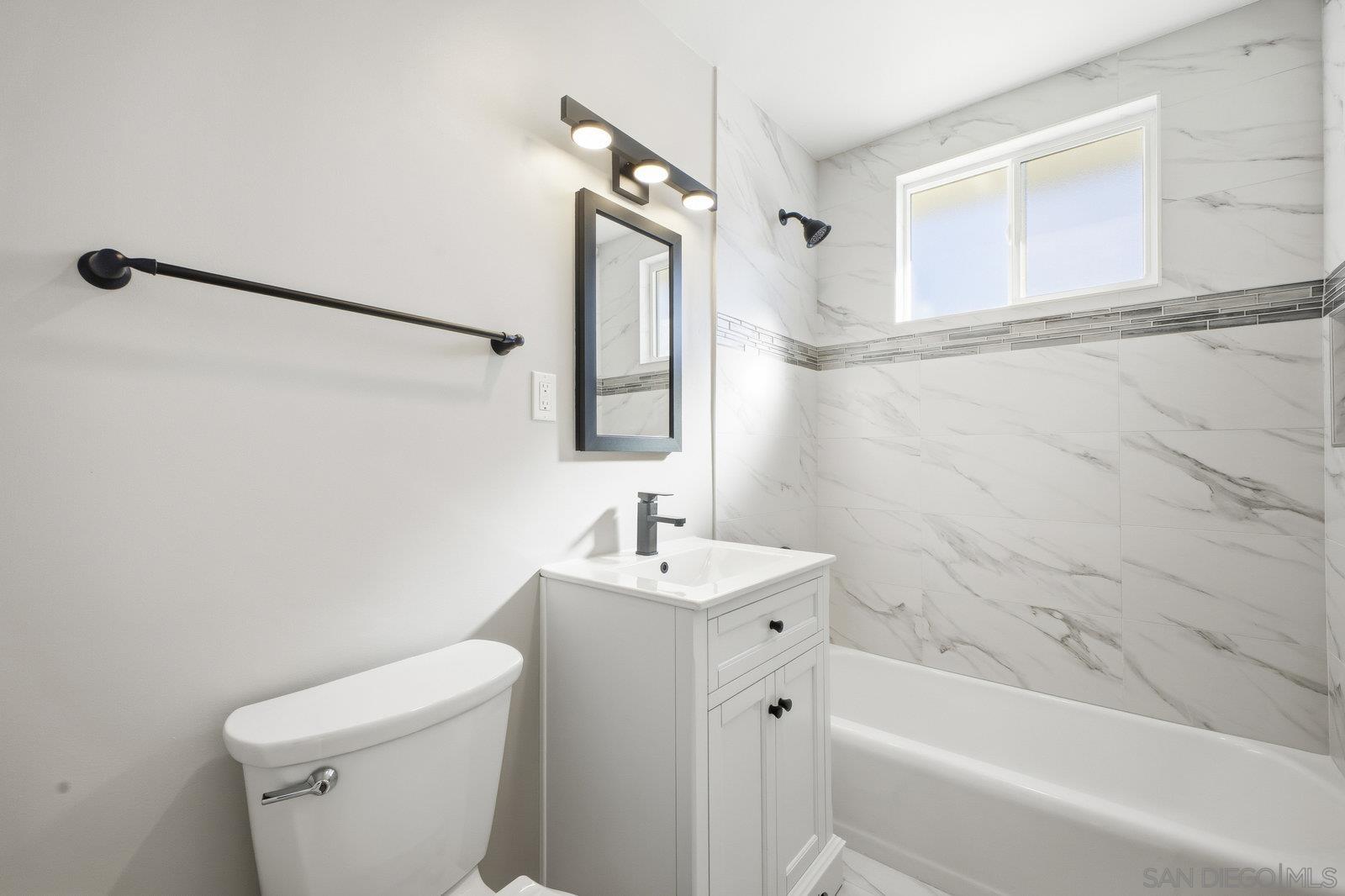 Detail Gallery Image 21 of 27 For 2990  Greyling Dr, San Diego,  CA 92123 - 4 Beds | 2 Baths