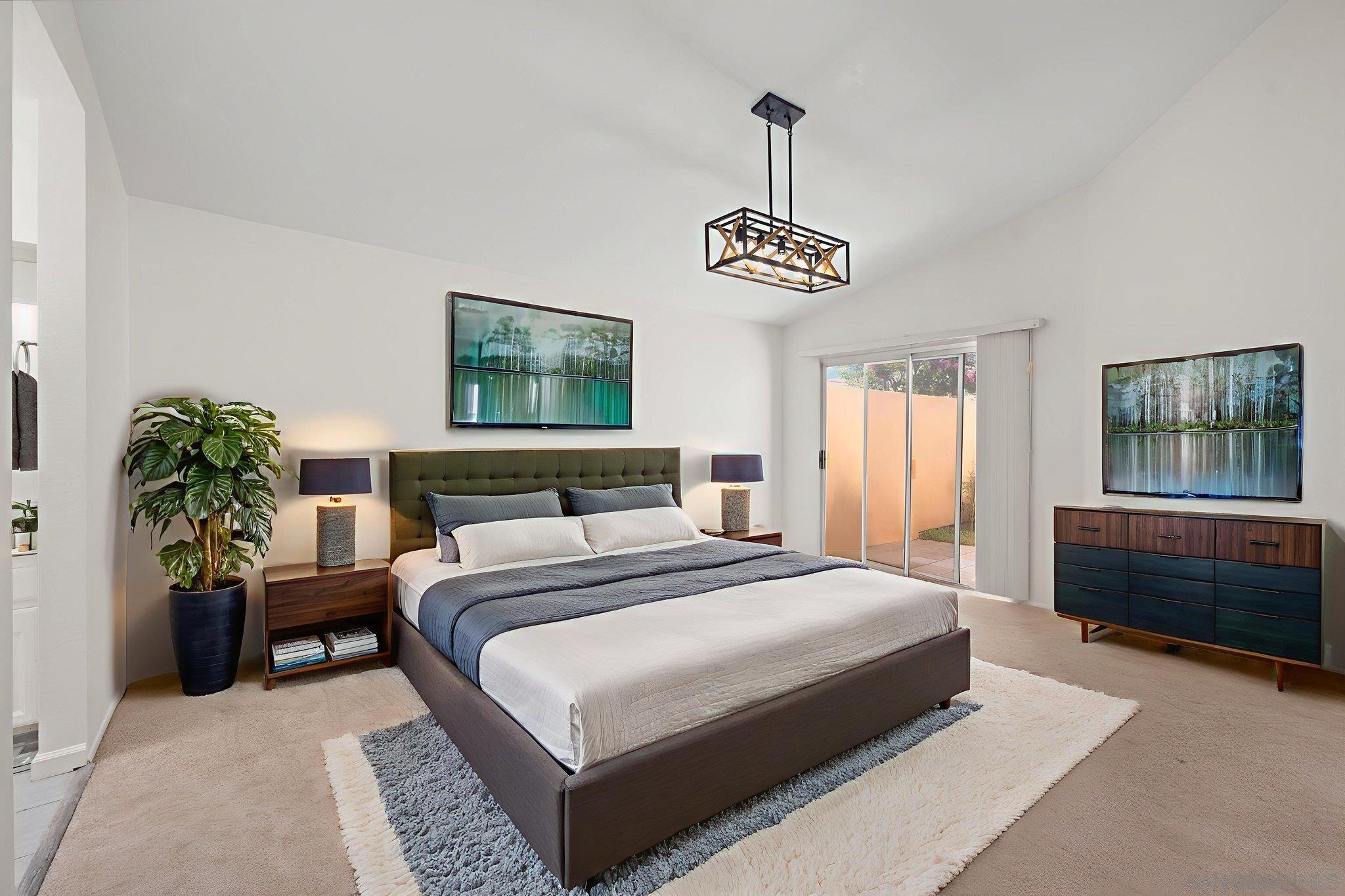 Detail Gallery Image 16 of 23 For 1709  Doral Gln, Escondido,  CA 92026 - 3 Beds | 2 Baths