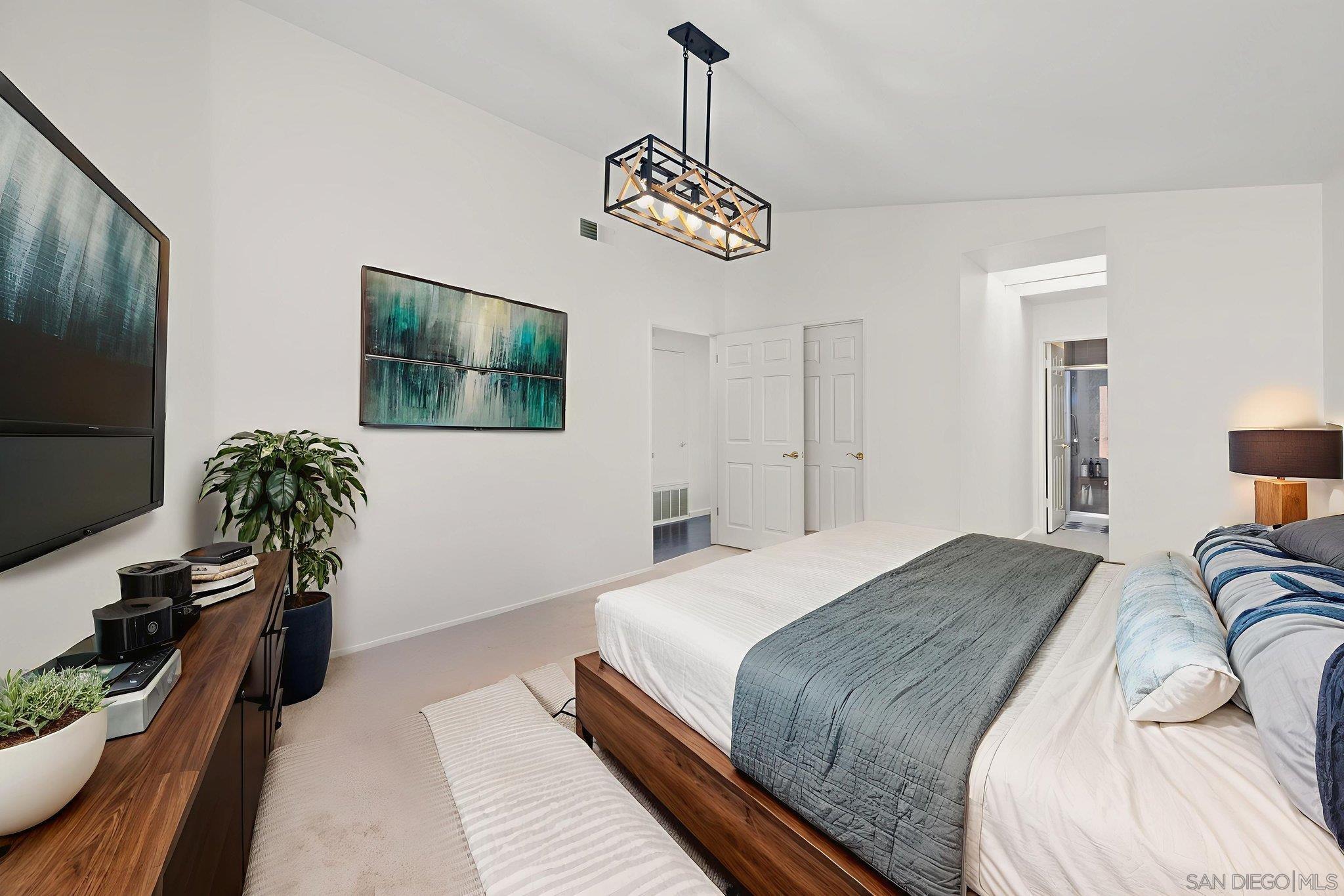 Detail Gallery Image 17 of 23 For 1709  Doral Gln, Escondido,  CA 92026 - 3 Beds | 2 Baths