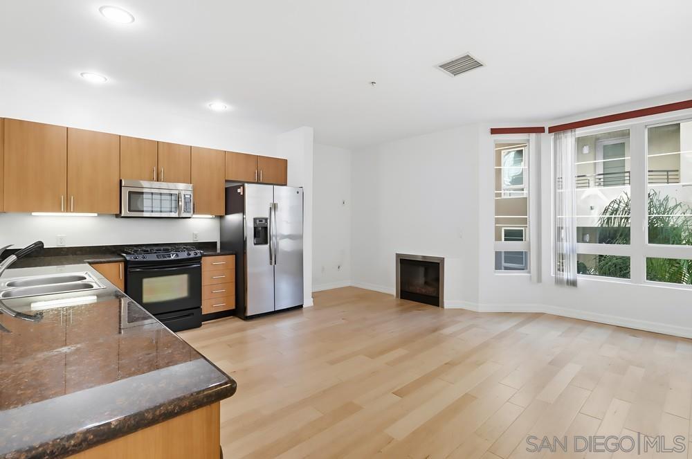 Detail Gallery Image 4 of 24 For 1465  C Street  #3311,  San Diego,  CA 92101 - 1 Beds | 1 Baths