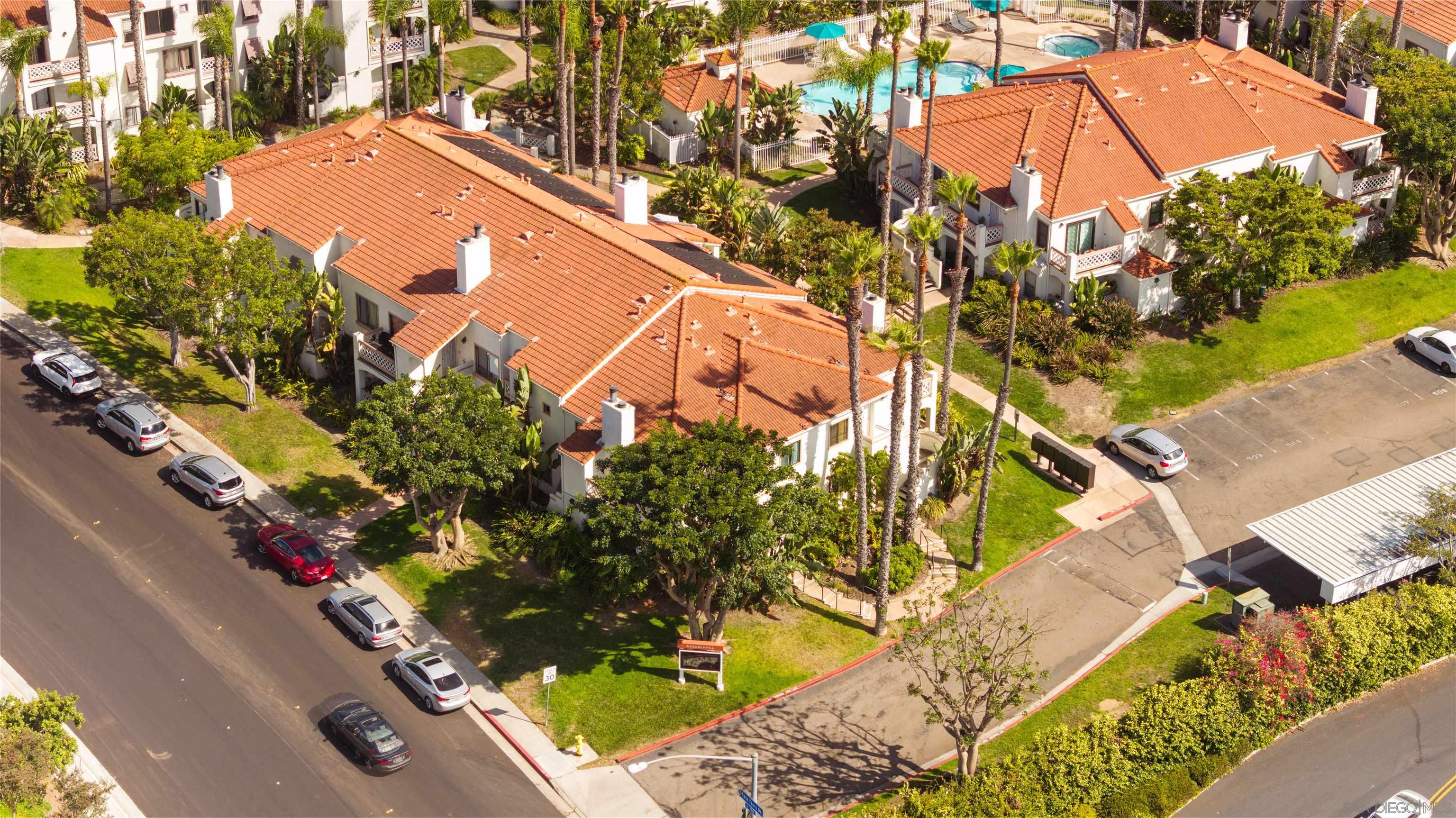 Detail Gallery Image 33 of 40 For 9302  Twin Trails Dr  #204,  San Diego,  CA 92129 - 3 Beds | 2 Baths