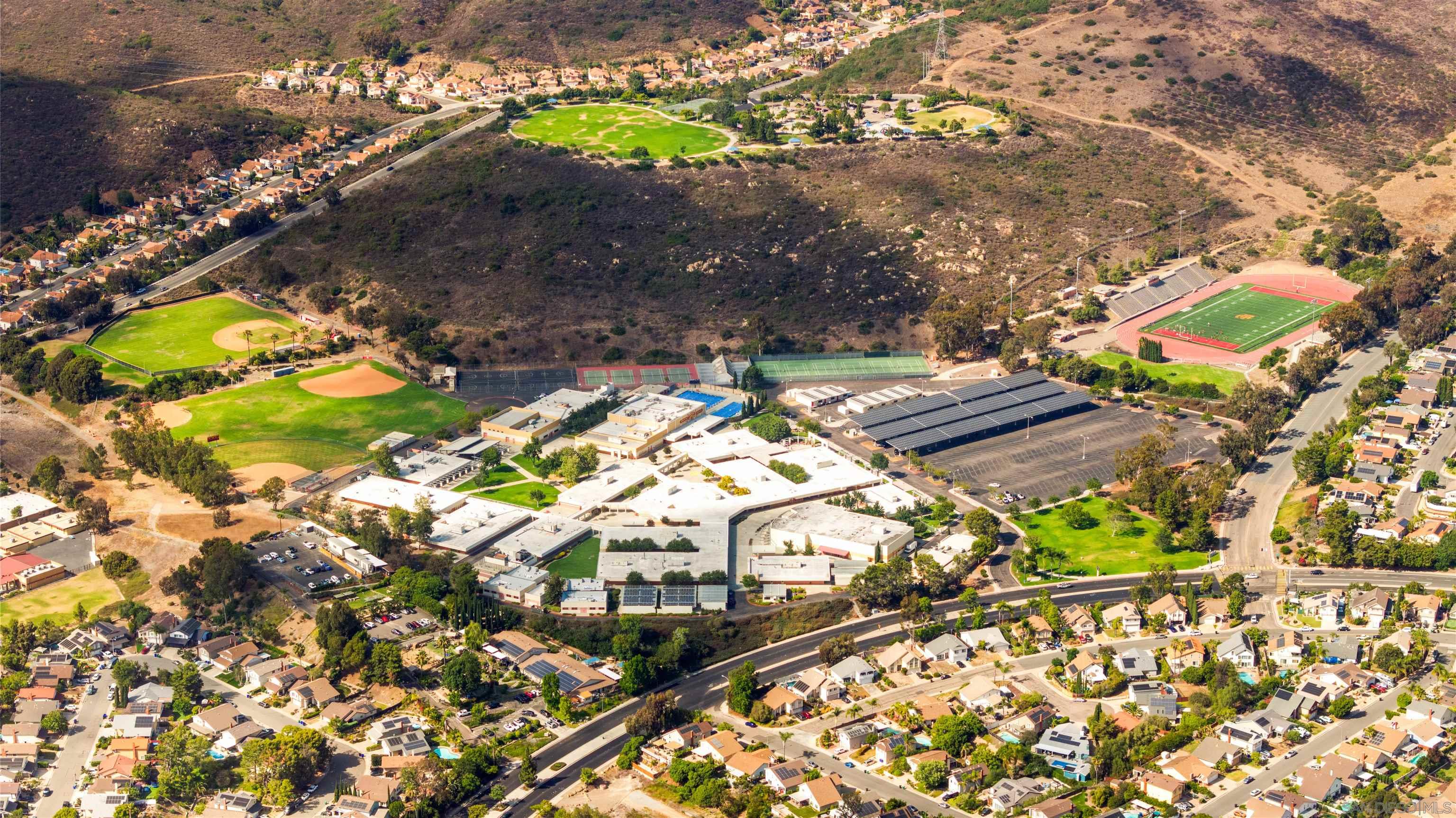 Detail Gallery Image 37 of 40 For 9302  Twin Trails Dr  #204,  San Diego,  CA 92129 - 3 Beds | 2 Baths